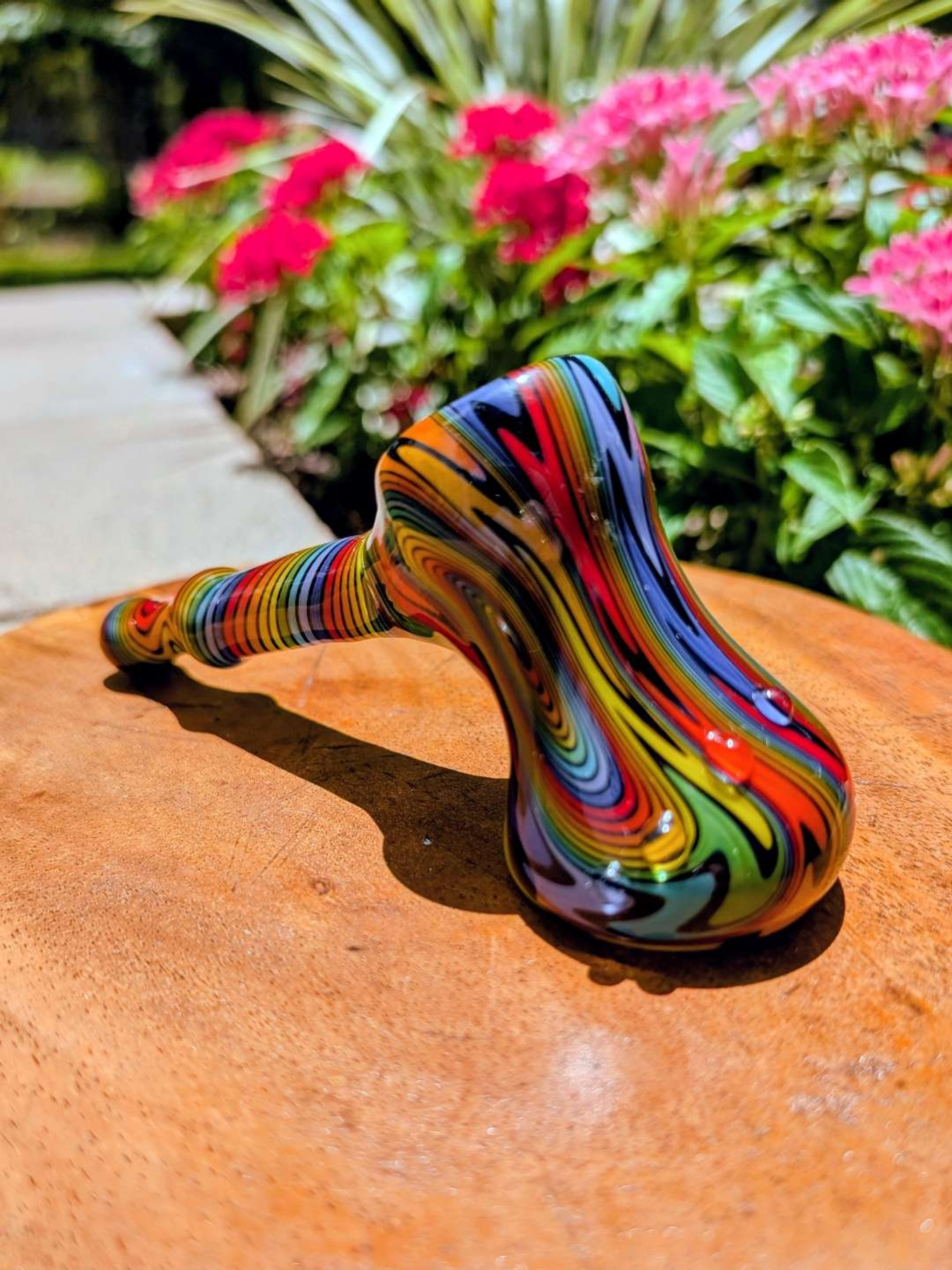 Preview pic of Pristine Rainbow Wig-Wag Dry Hammer Pipe – Fat Bottom Glass Style