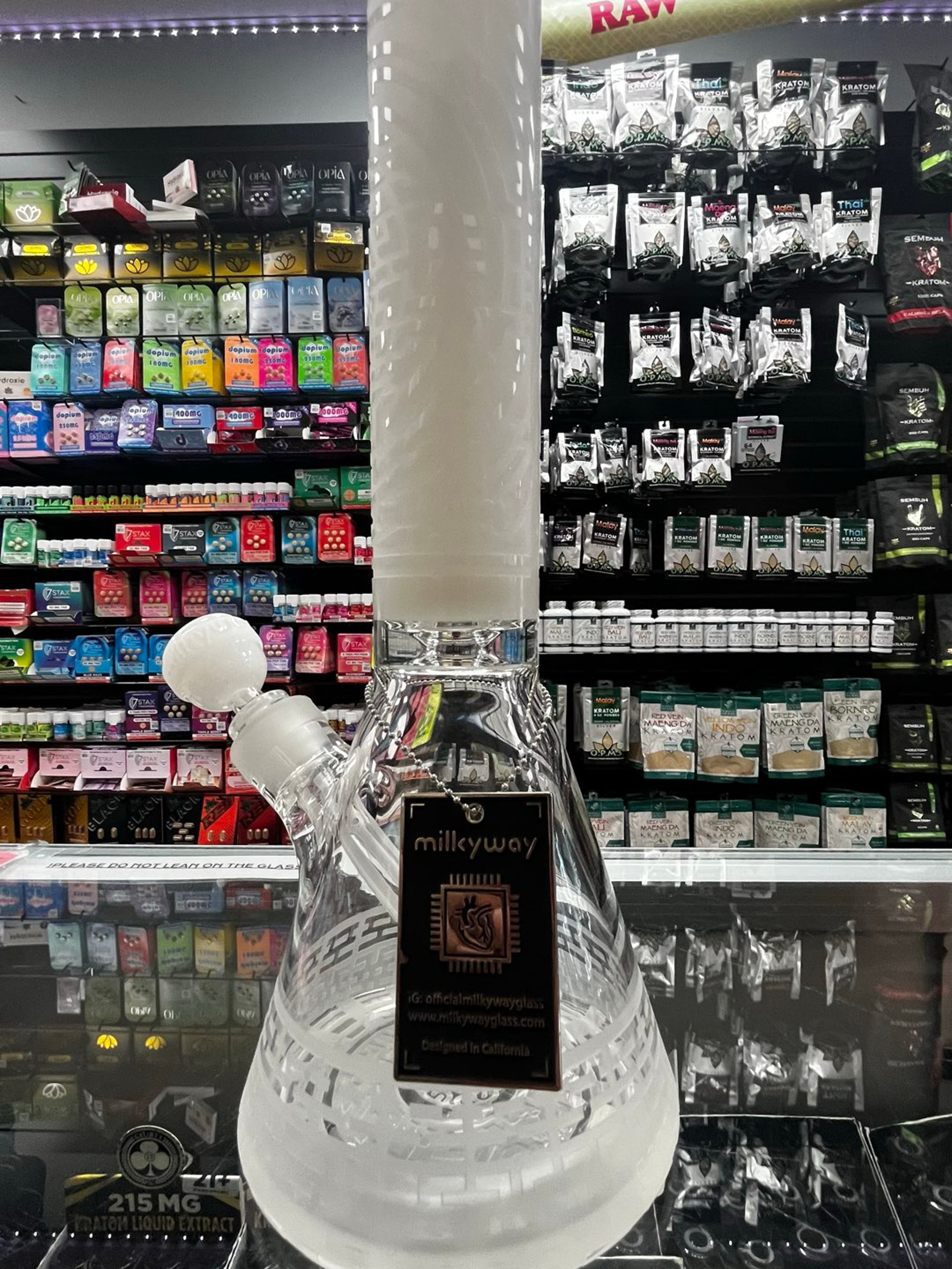 Preview pic of Milky Way glass beaker