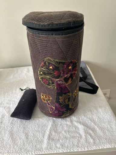 Preview pic of Ixchel Padded Glass Bag With Strap