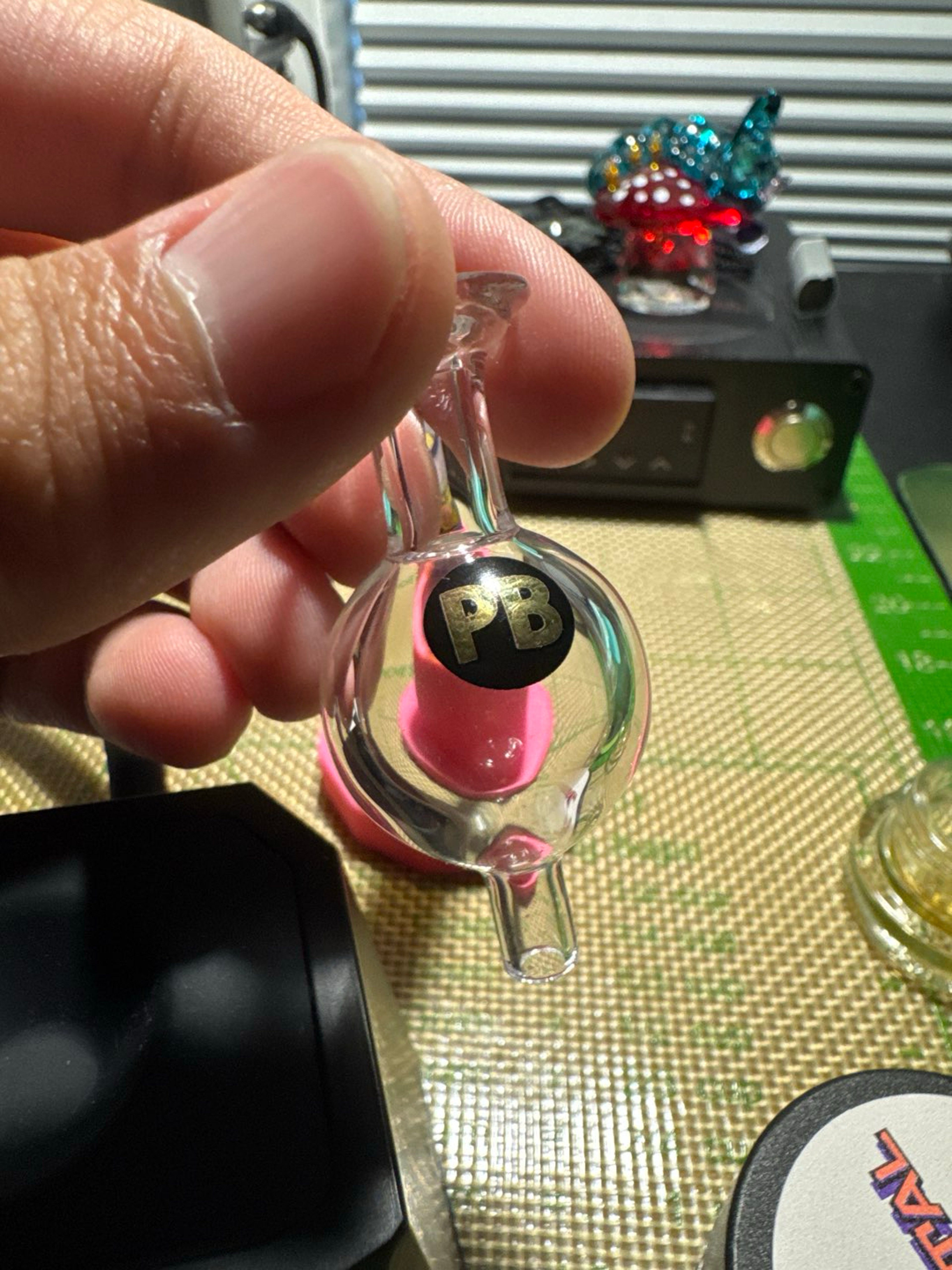 Preview pic of Pukinbeagle 25mm bubble cap