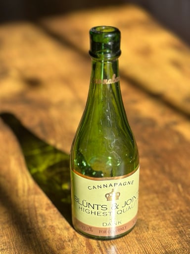 Preview pic of Champagne Glass Hand Pipe by Cannabox