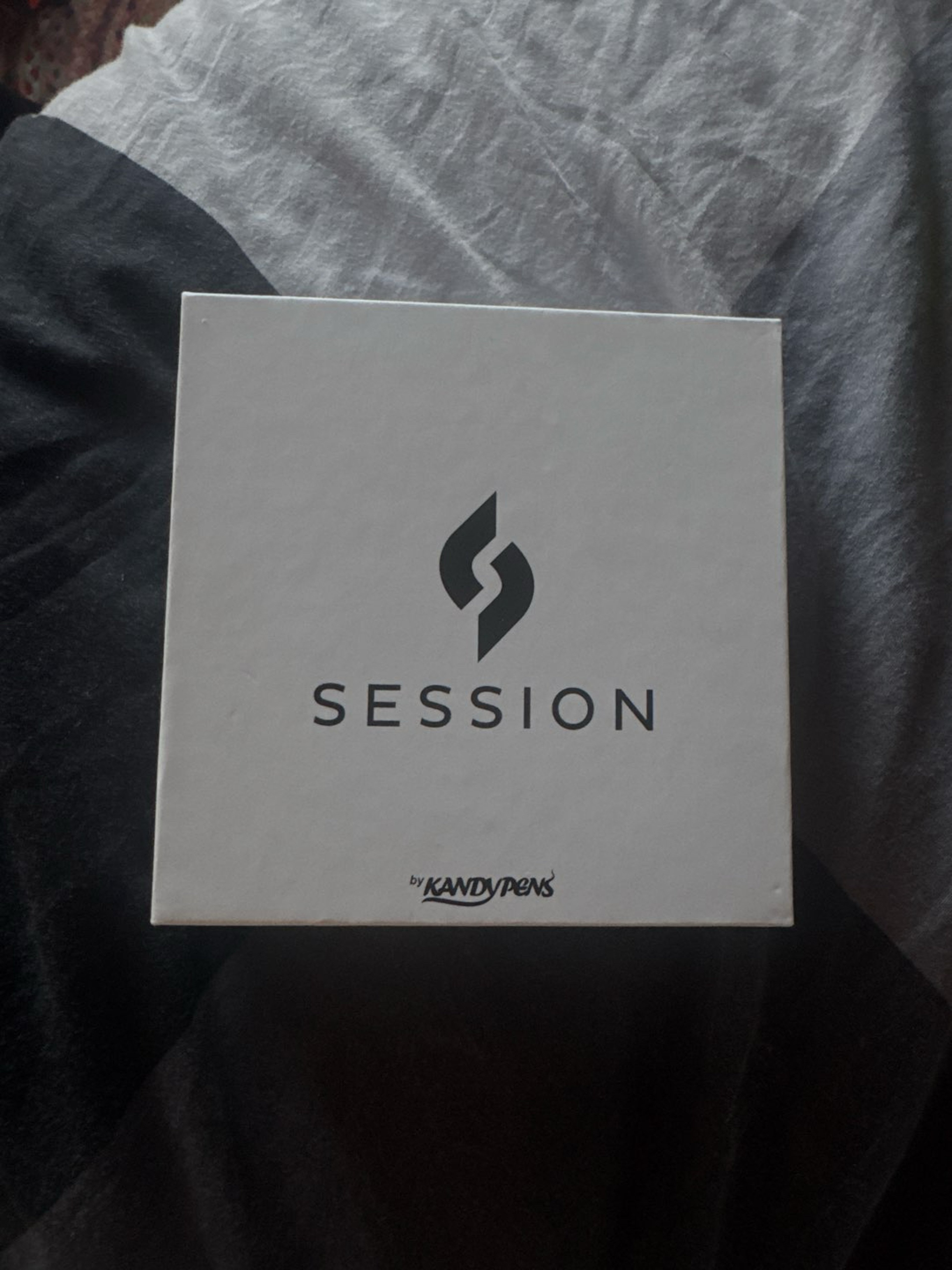 session by kandypens portable vaporizer image 0