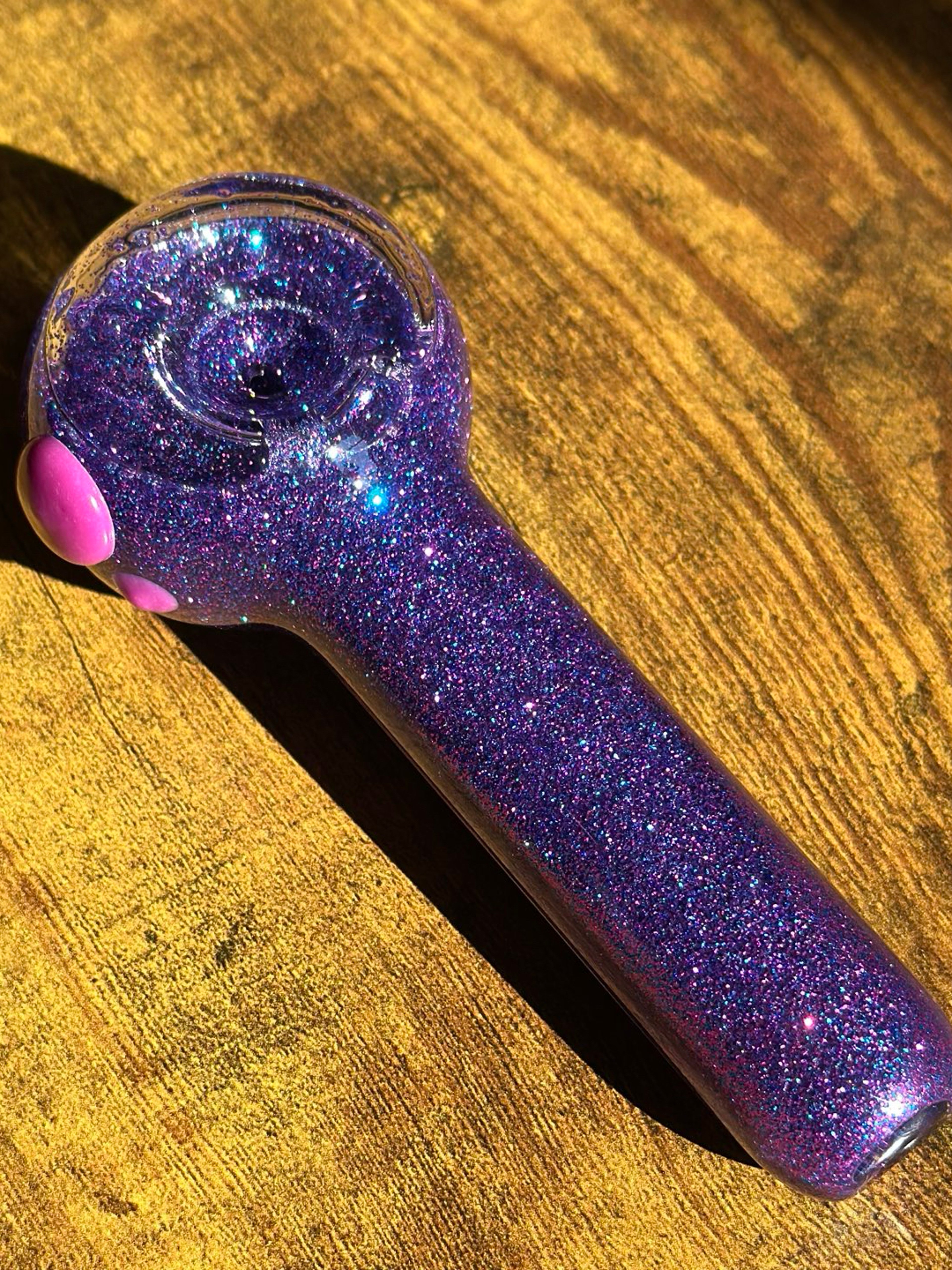 Preview pic of Purple Glitter Gel Filled Freezable Hand Pipe