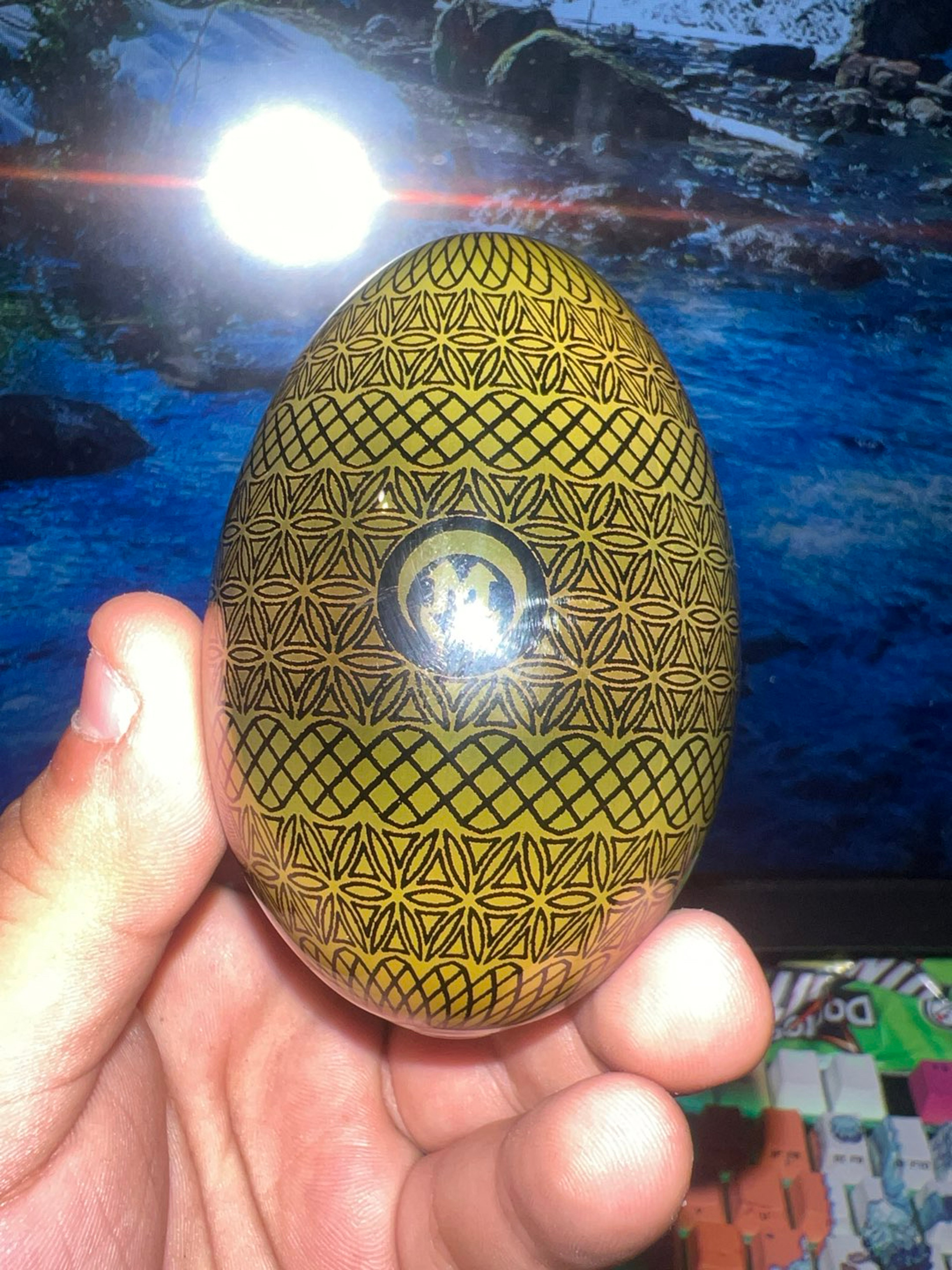 Preview pic of Mothership egg hunt gold eggs