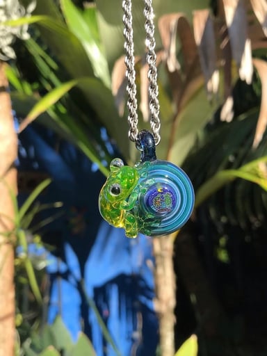Preview pic of Ken g taro x rose roads kojima pendant collab 2022