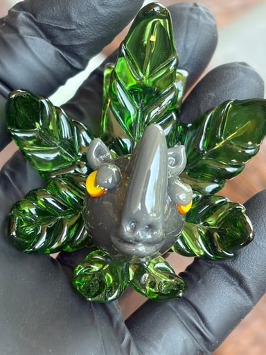 Preview pic of Wyoming MOFO Rhino Leaf Pendat
