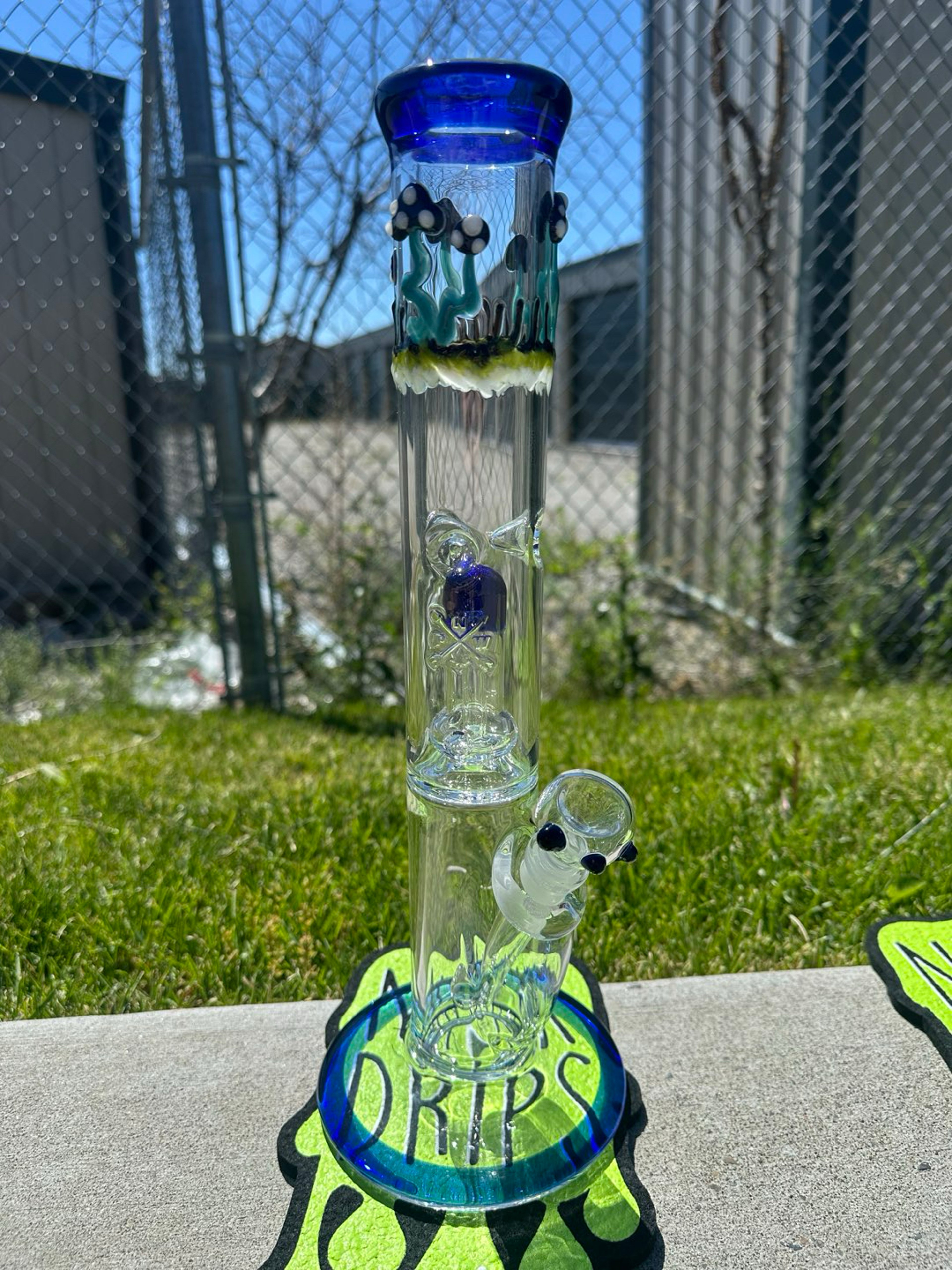 Preview pic of MJHoG Flower Straight Tube – Mushroom Double Perk