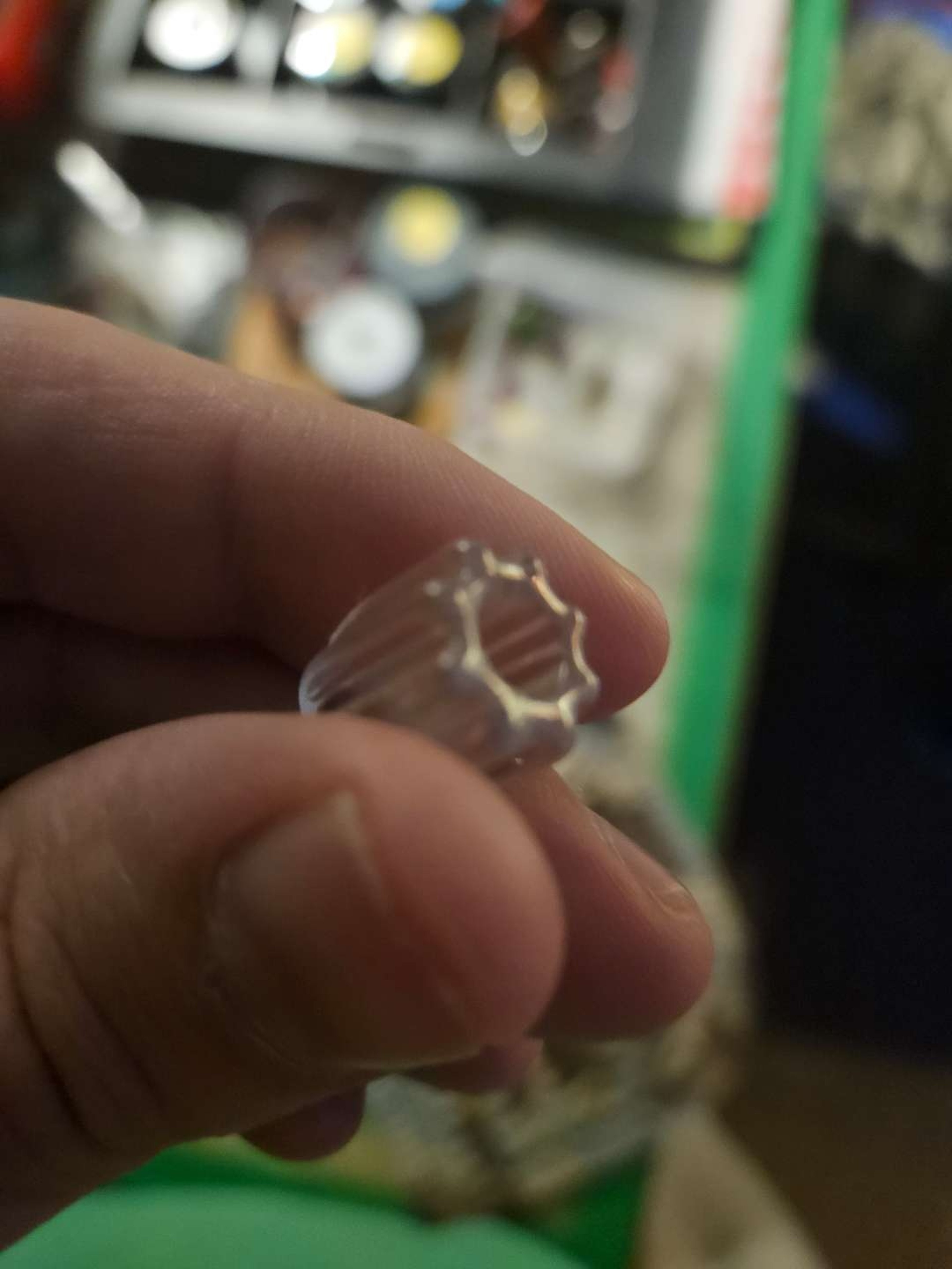 Evan Shore Quartz Loofah Spinner image 0