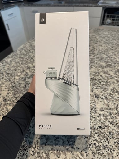 Preview pic of Puffco Peak Pro