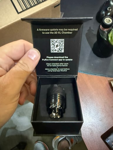 Preview pic of NEW Puffco black limited edition atomizer