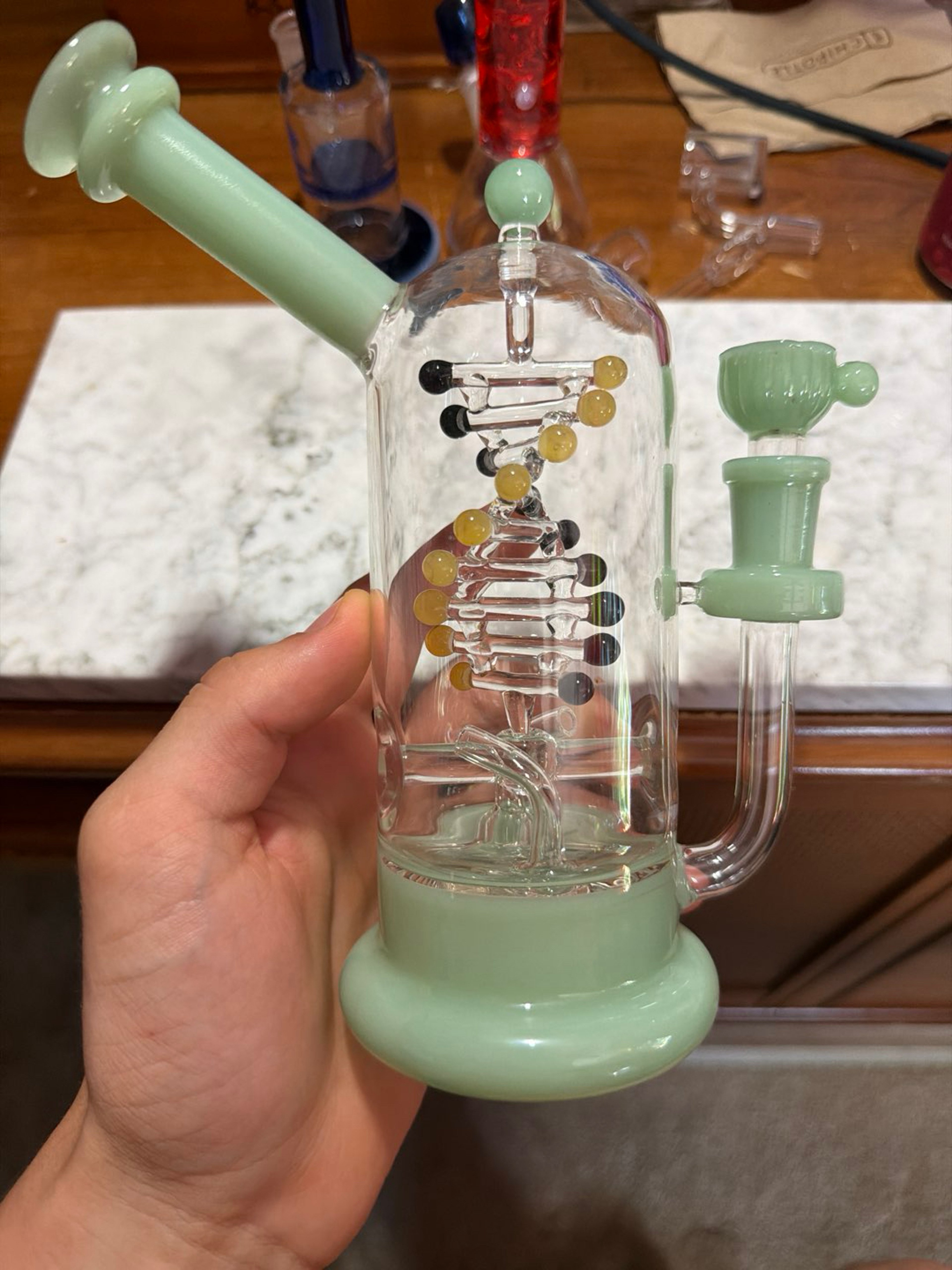 Preview pic of Mini Spinning Percolating bong