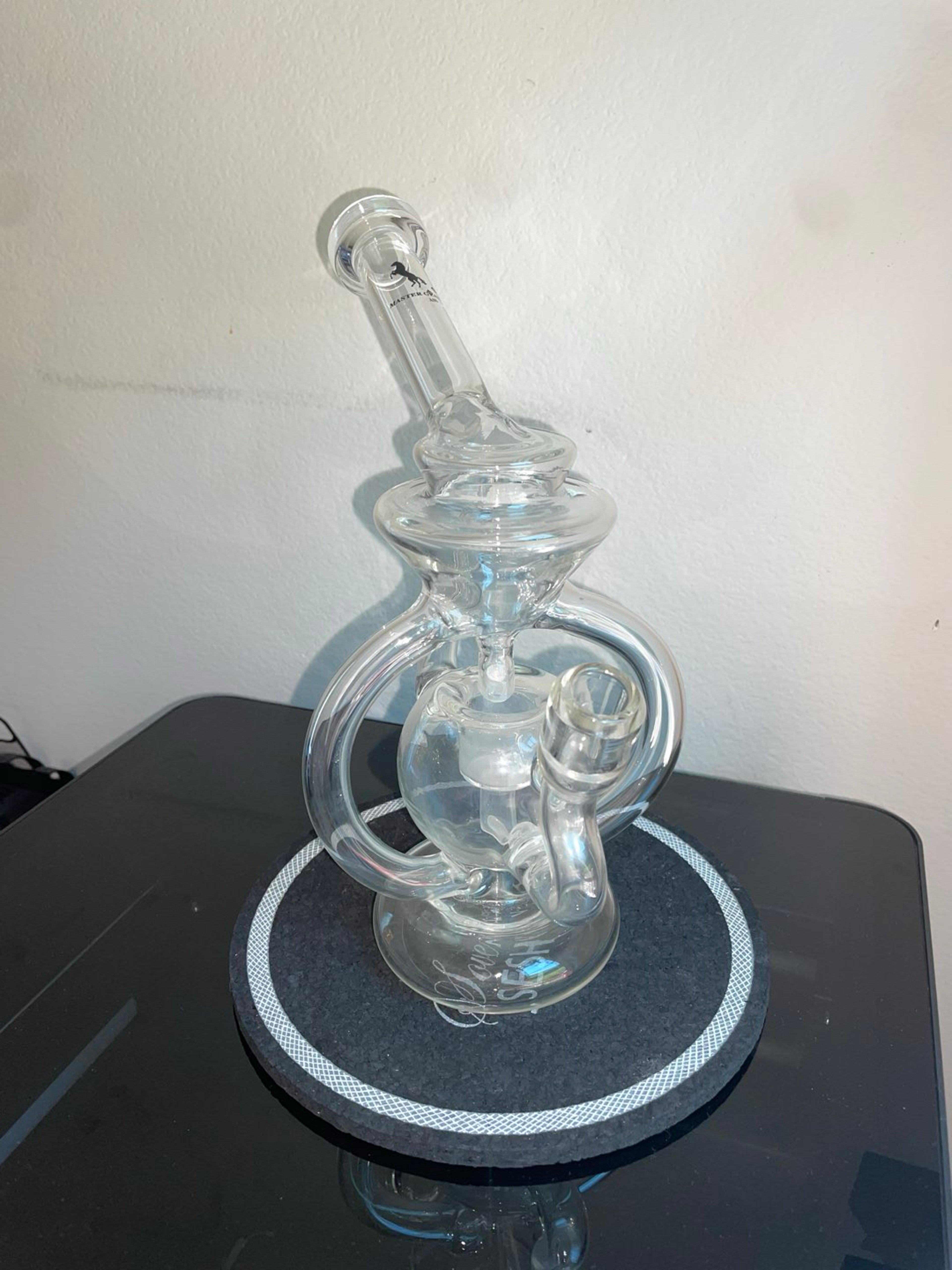 Preview pic of HOLLOWFOOT MARBLE DRAINING RECYCLER - (MASTER GLASS)