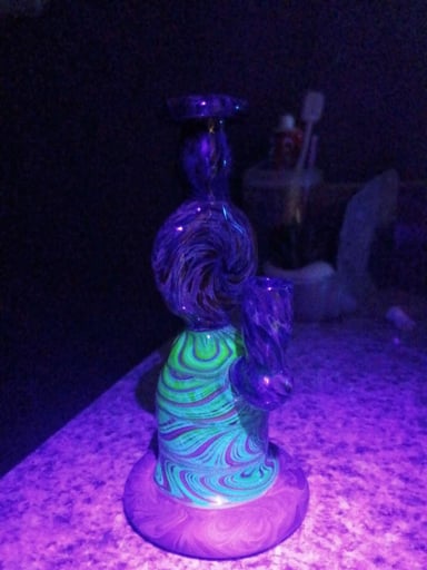 Preview pic of UV Reactive Heady bong. 10mm.