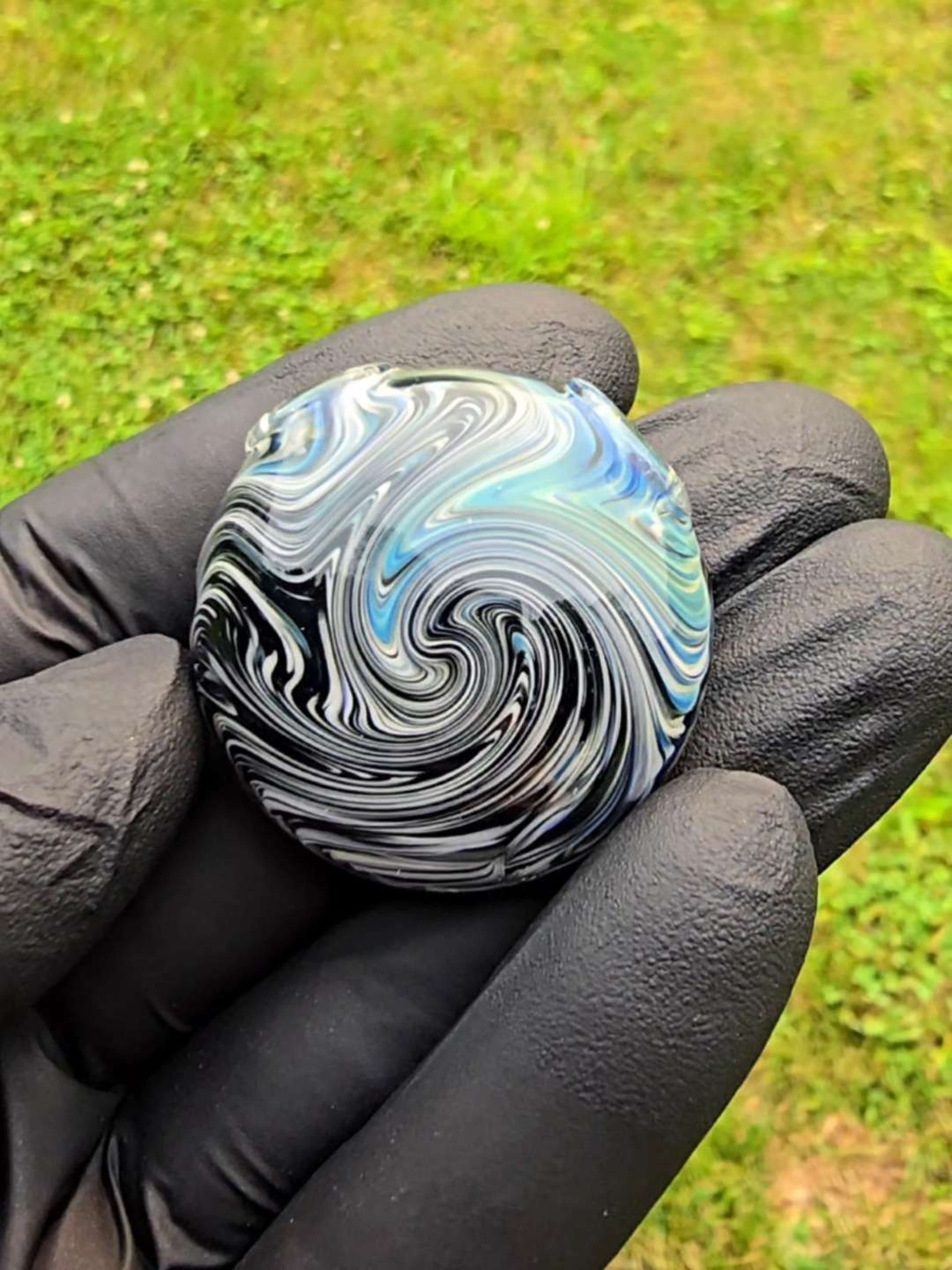 Preview pic of Suminagashi Hollow Pendant