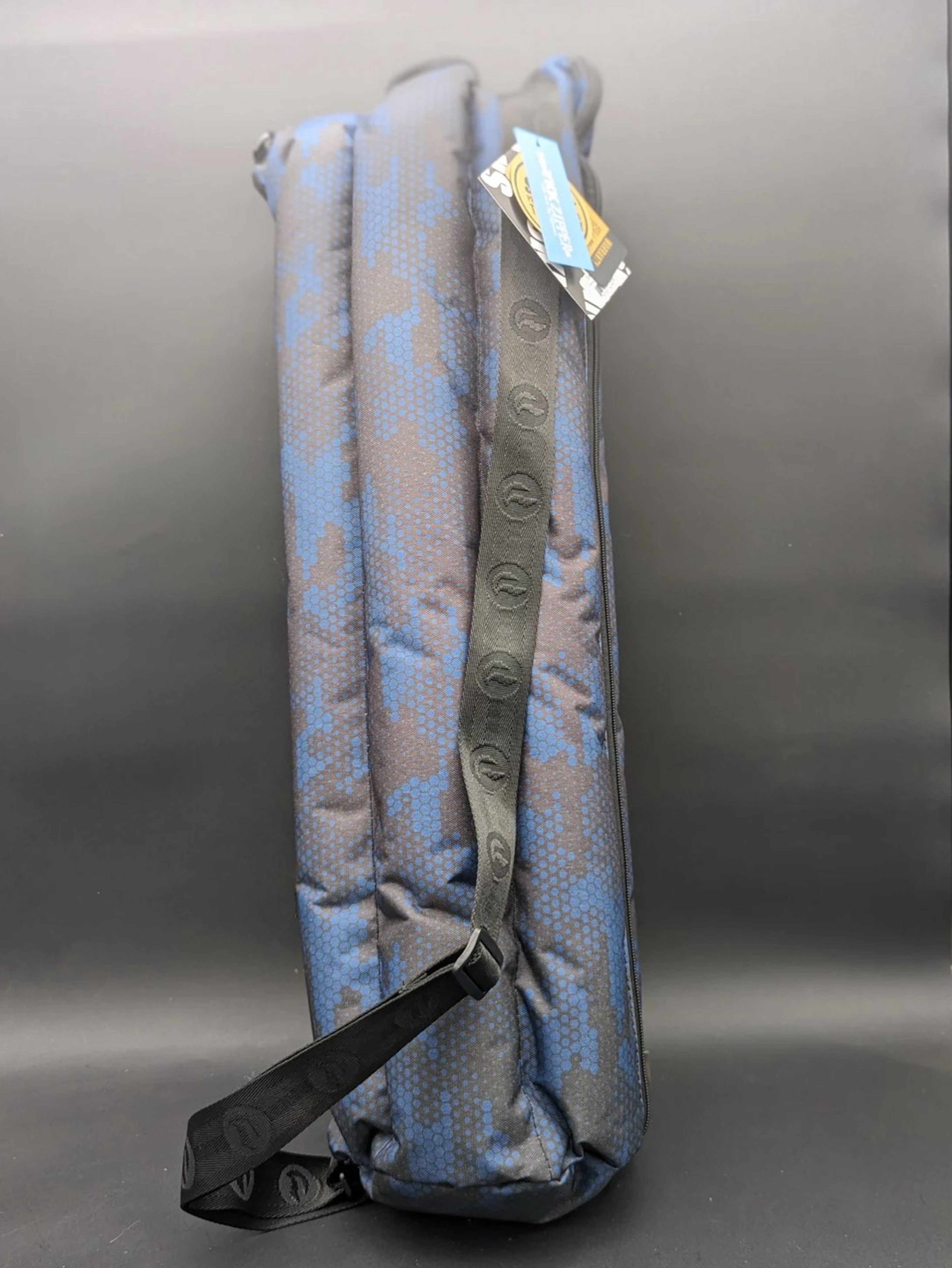 Preview pic of SKUNK BRAND 27" SMELL PROOF TUBE BAG-BLUE CAMO