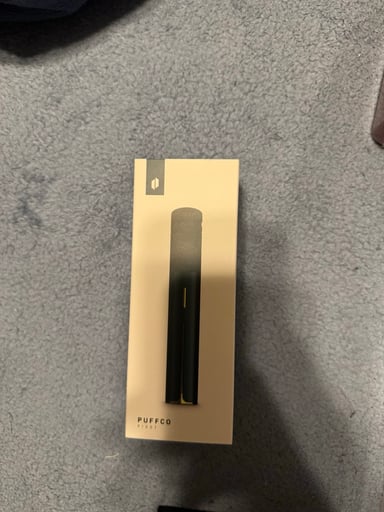 Preview pic of Puffco pivot jade/gold