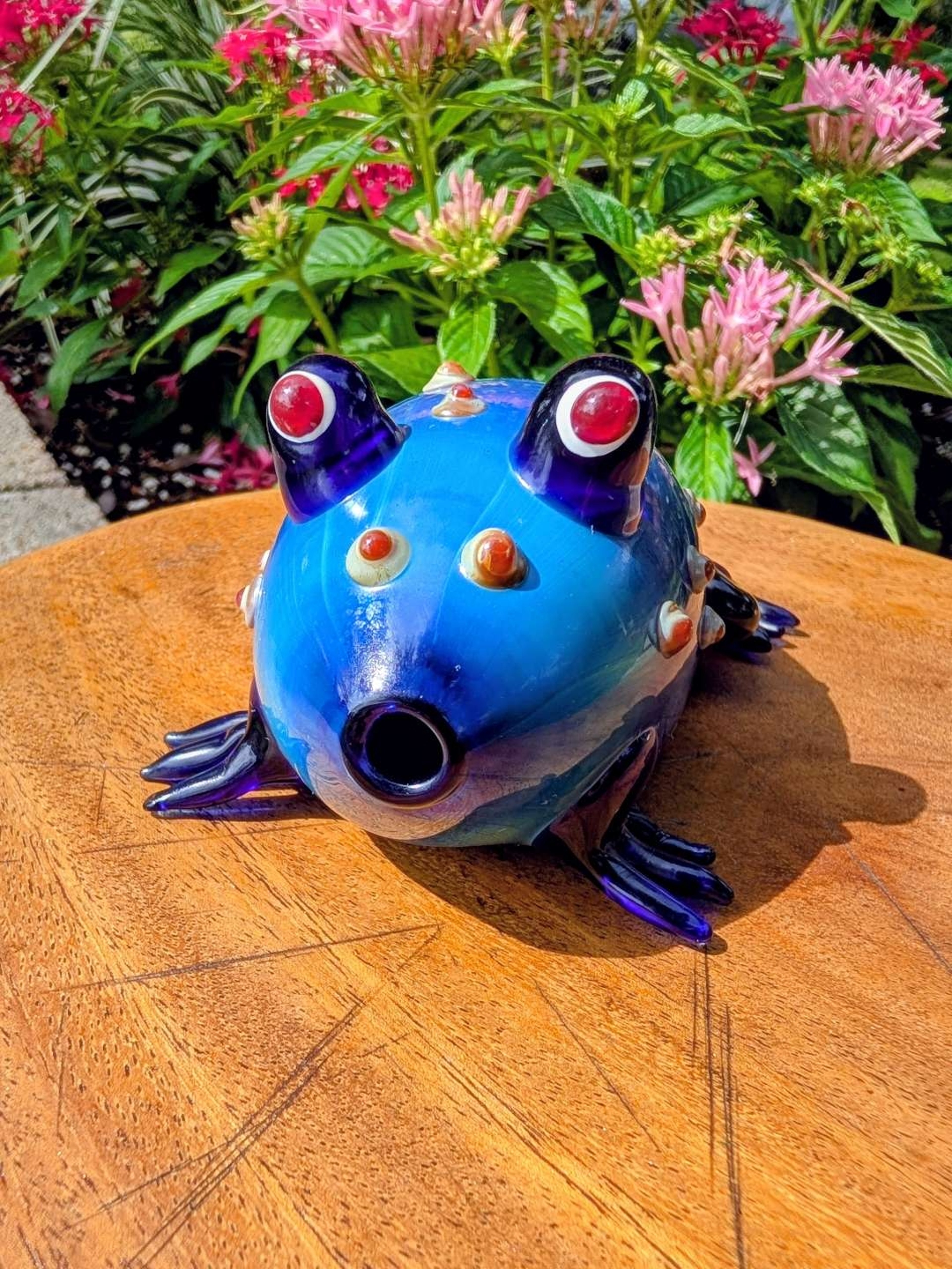 Preview pic of Pristine Unsigned Custom Borosilicate Blue Frog Pipe – Mint Condition!