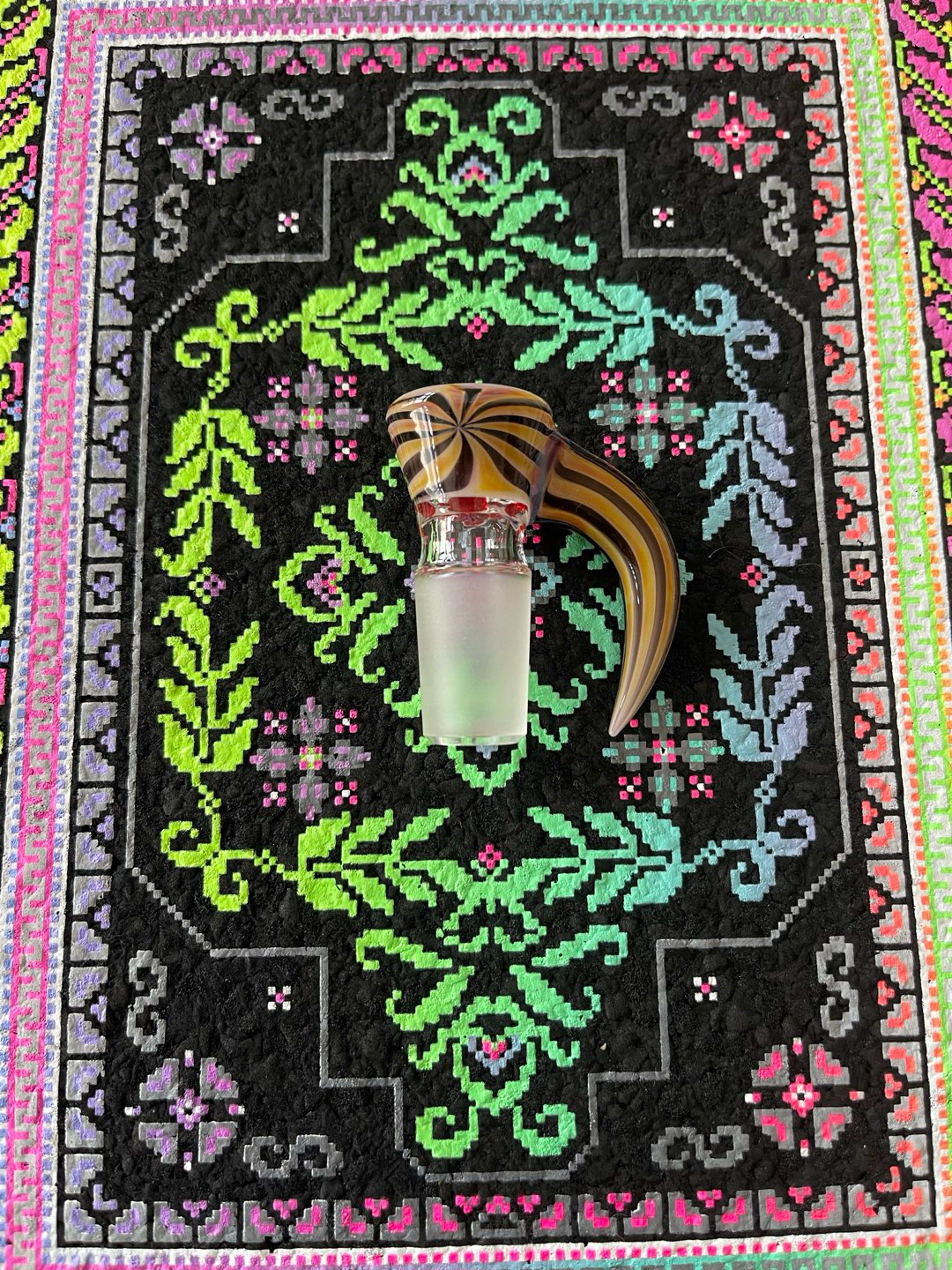 Preview pic of LysergicGlassArt Slide