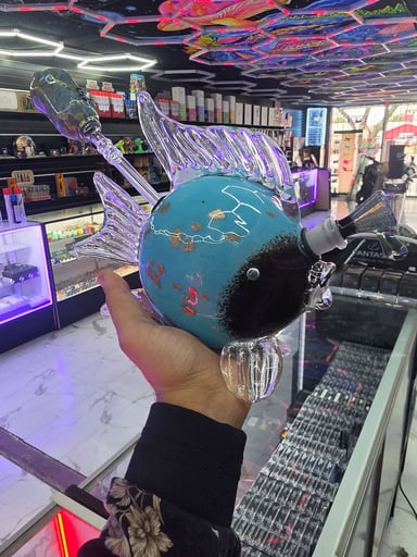 Preview pic of Hand blown art fish bong