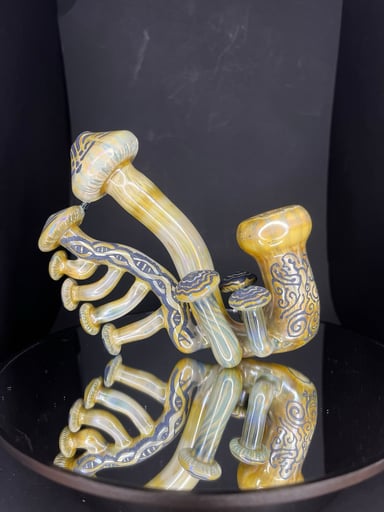 Preview pic of Mushlock #4 blue caramel hand carved
