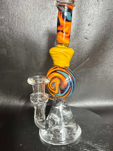 Preview pic of No Reserve 11" dab rig W/ pendy MattGlass