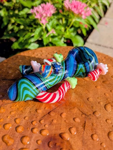 Preview pic of Heady Custom Wig-Wag Sherlock Pipe w/ Sculpted Mushrooms (UV Reactive)