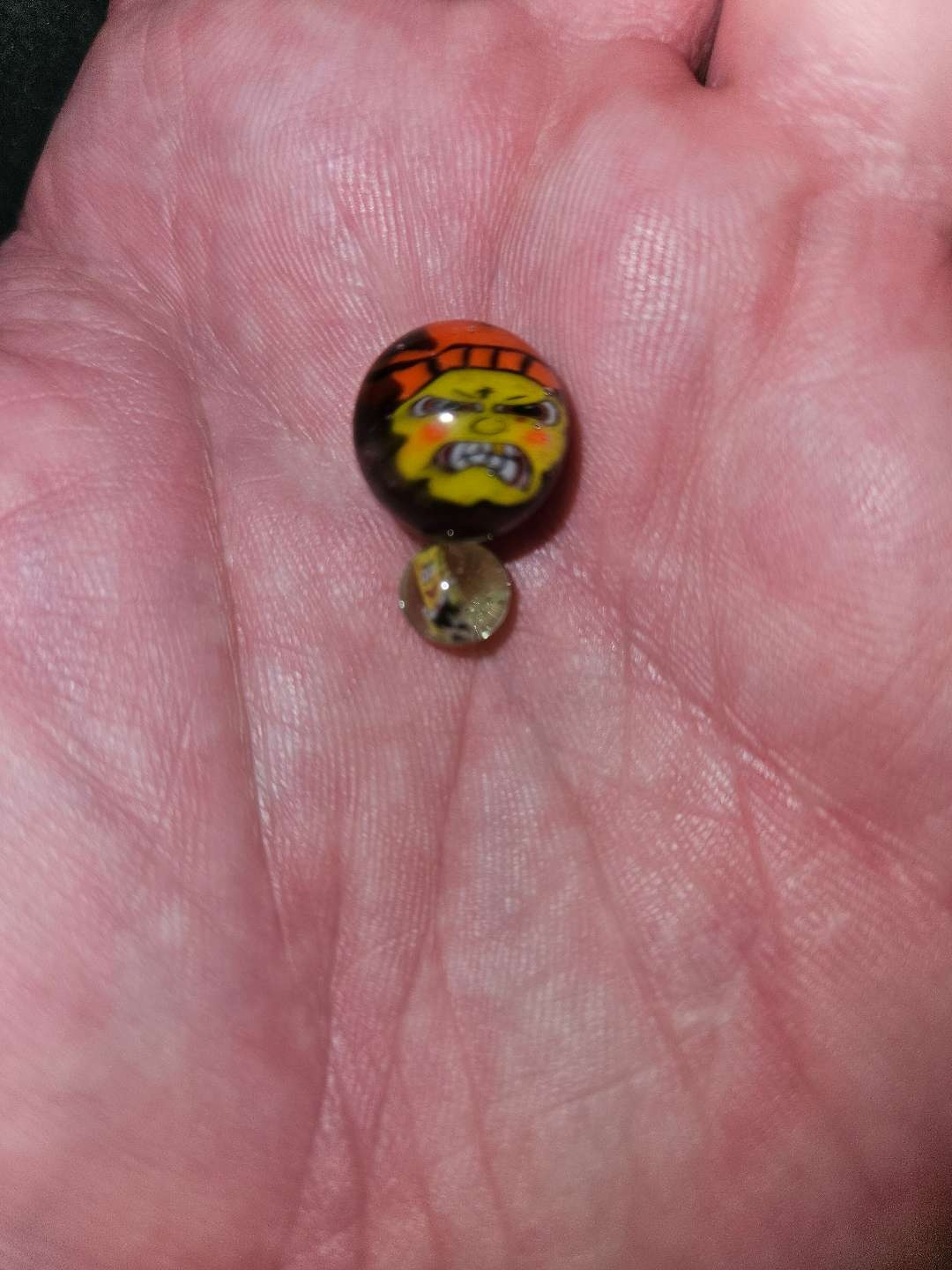 Preview pic of Ben Focus UV 21 Bob valve marble and full body Bob terp pearl