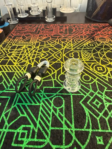 Preview pic of Avery York Pivot Top w/ Tuff Tether