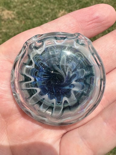 Preview pic of Wrap & Rake Hollow Pendant