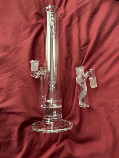 Preview pic of 18mm Outside-in tube with ash catcher and artist 14/18 reducer from Hamms water works. NO TRADES.