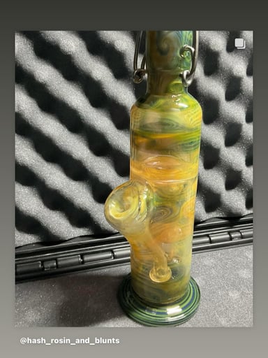 Preview pic of Matta glass reverse incline