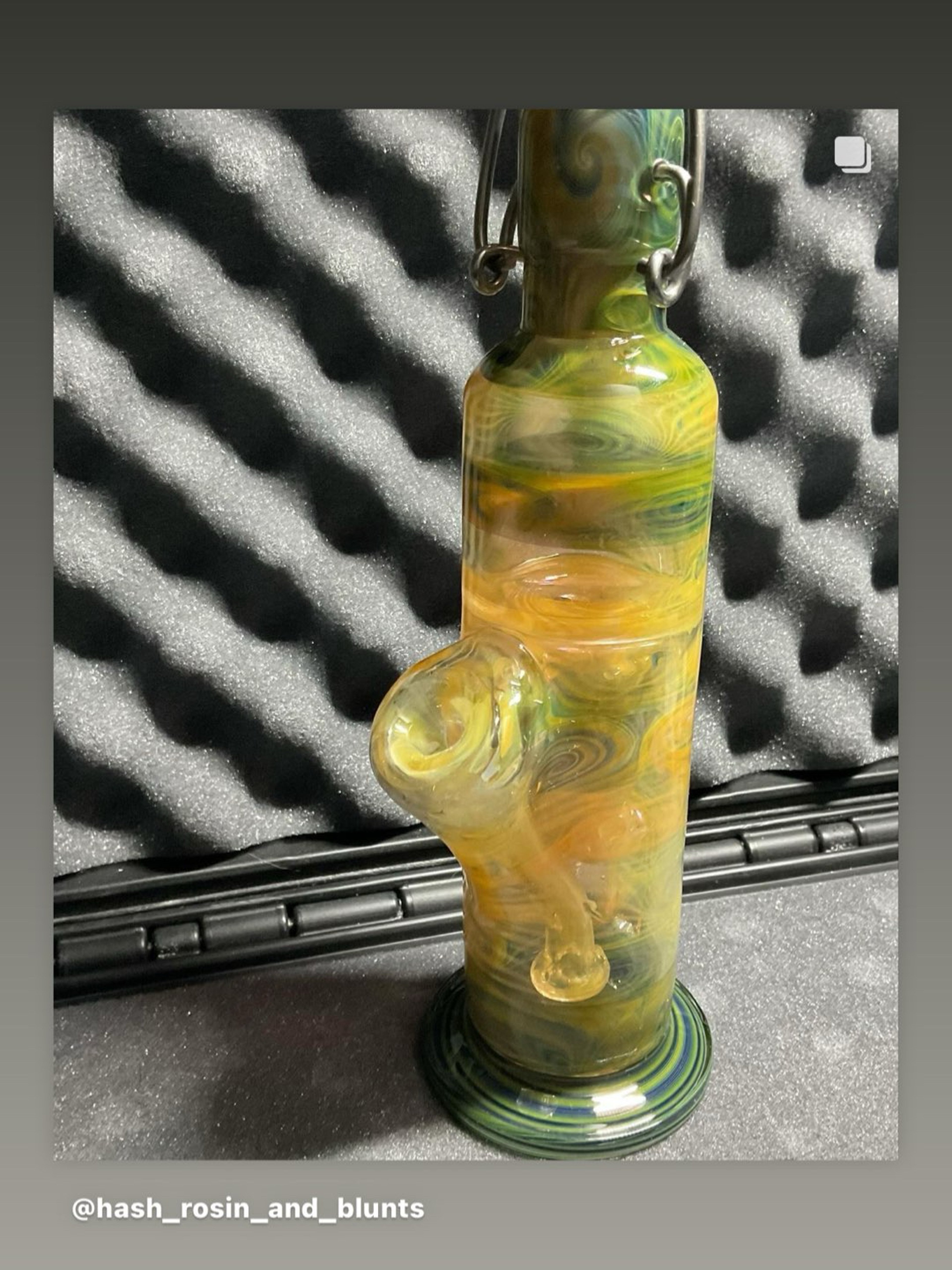 Matta glass reverse incline image 0