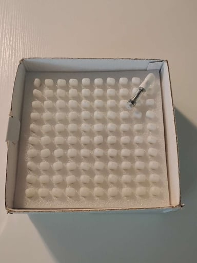 Preview pic of 100 pcs Ceramic .5 mL/g 4 hole x 2.0 mm