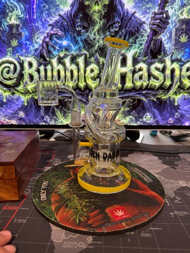 Preview pic of Been dabbin recycler/perc