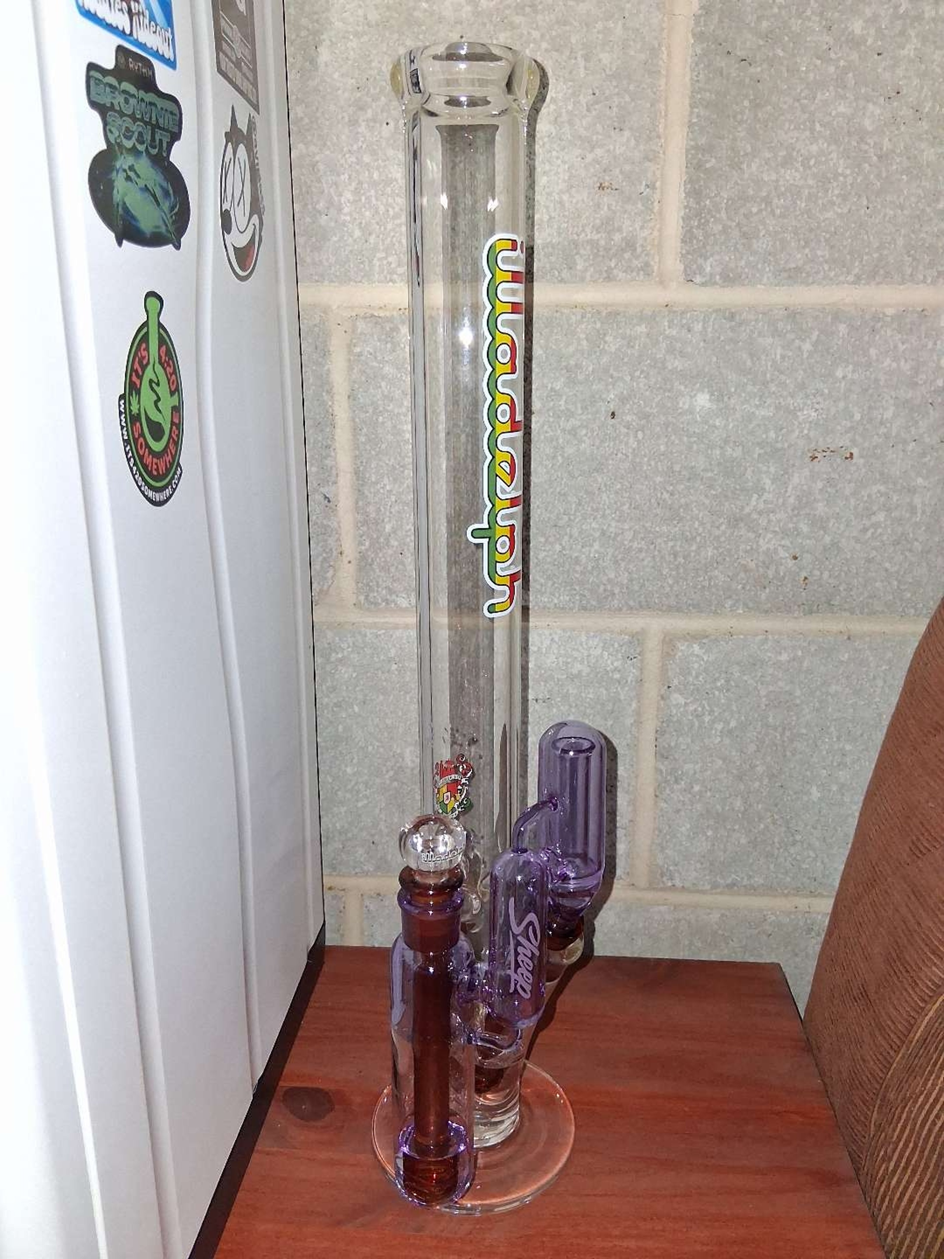 Preview pic of Illadelph Rasta Straight with Ashcatcher