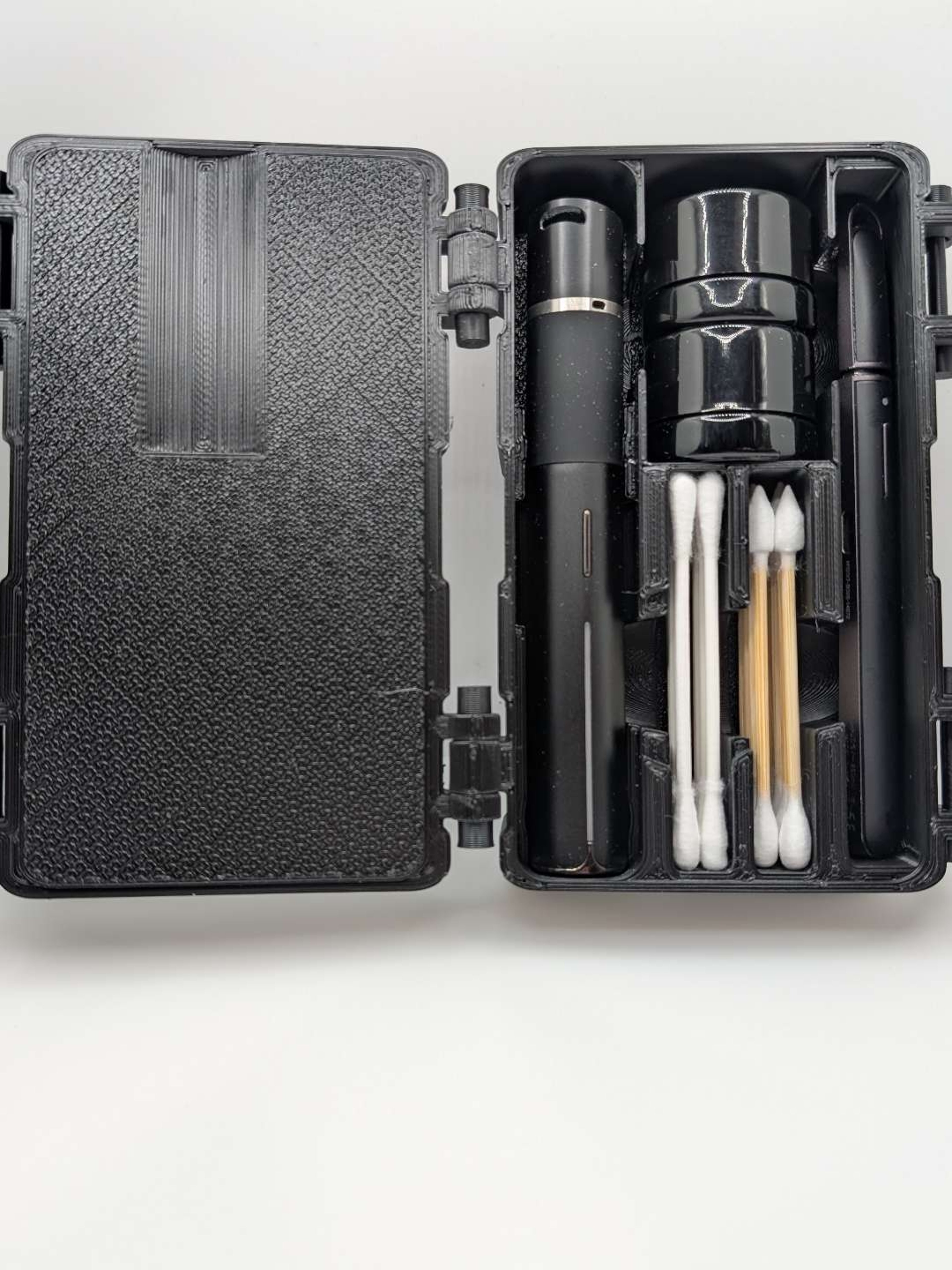 Preview pic of Puffco Pivot Travel Case V3