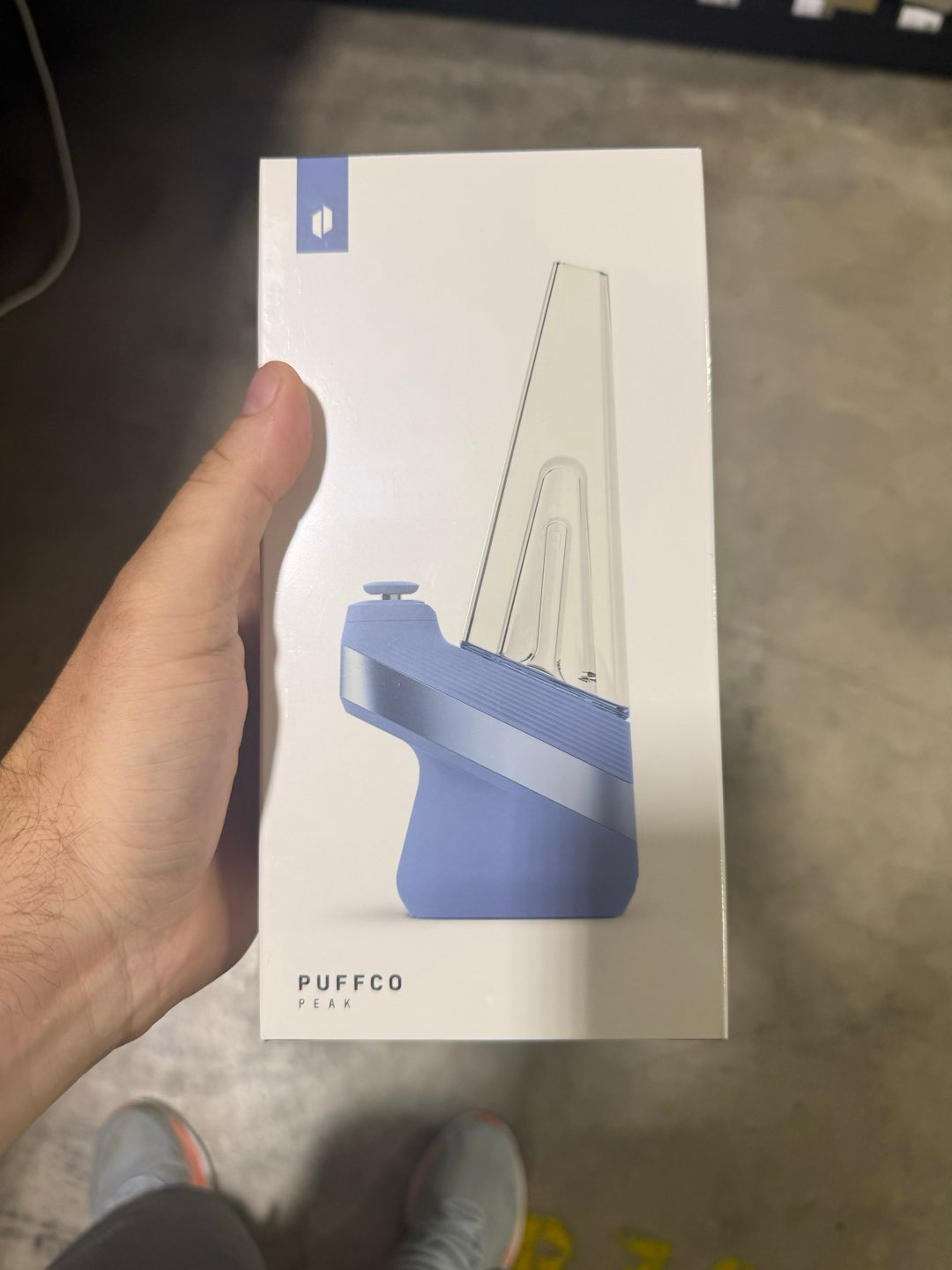 Preview pic of Puffco peak sapphire