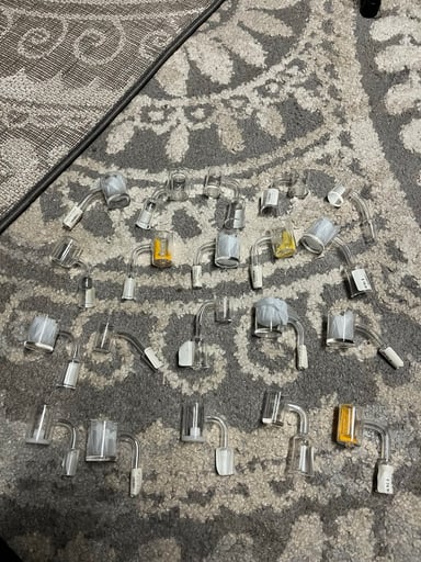 Preview pic of 20 Nails/Bangers