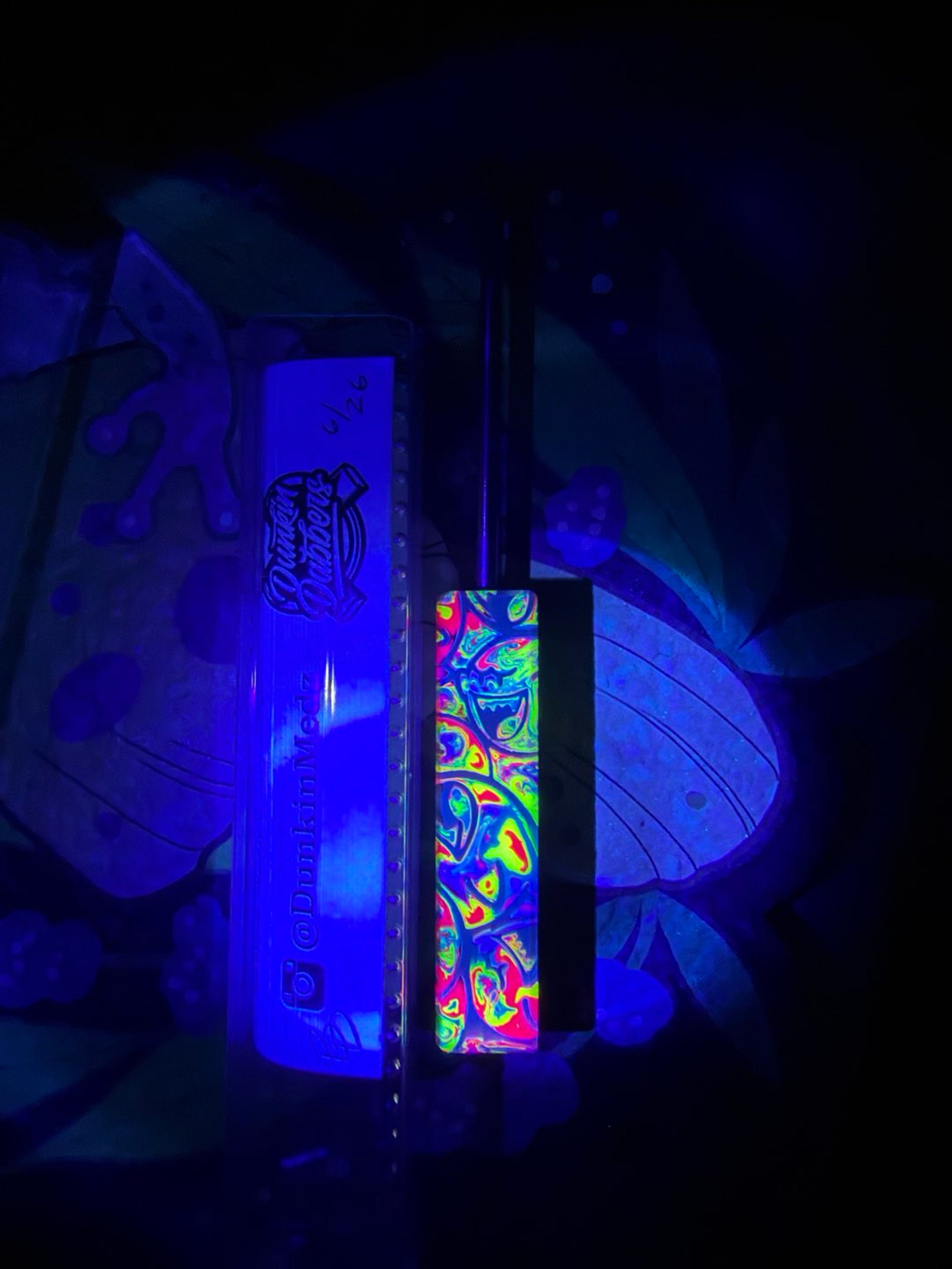 Preview pic of Koatic Artworks UV “Boo” DunkinMedz/DunkinDabbers dab tool