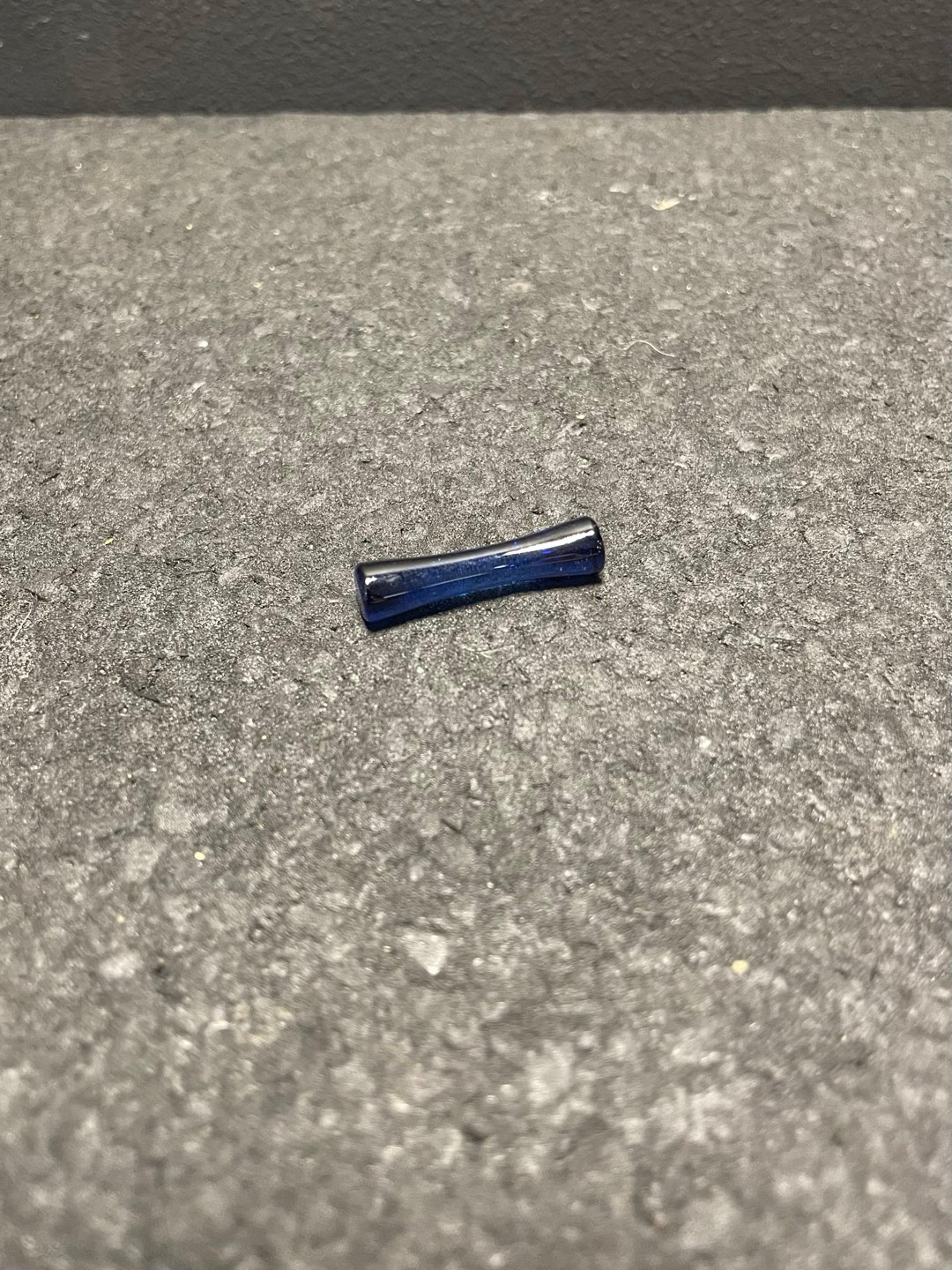 Preview pic of Hourglass Pillar Blue