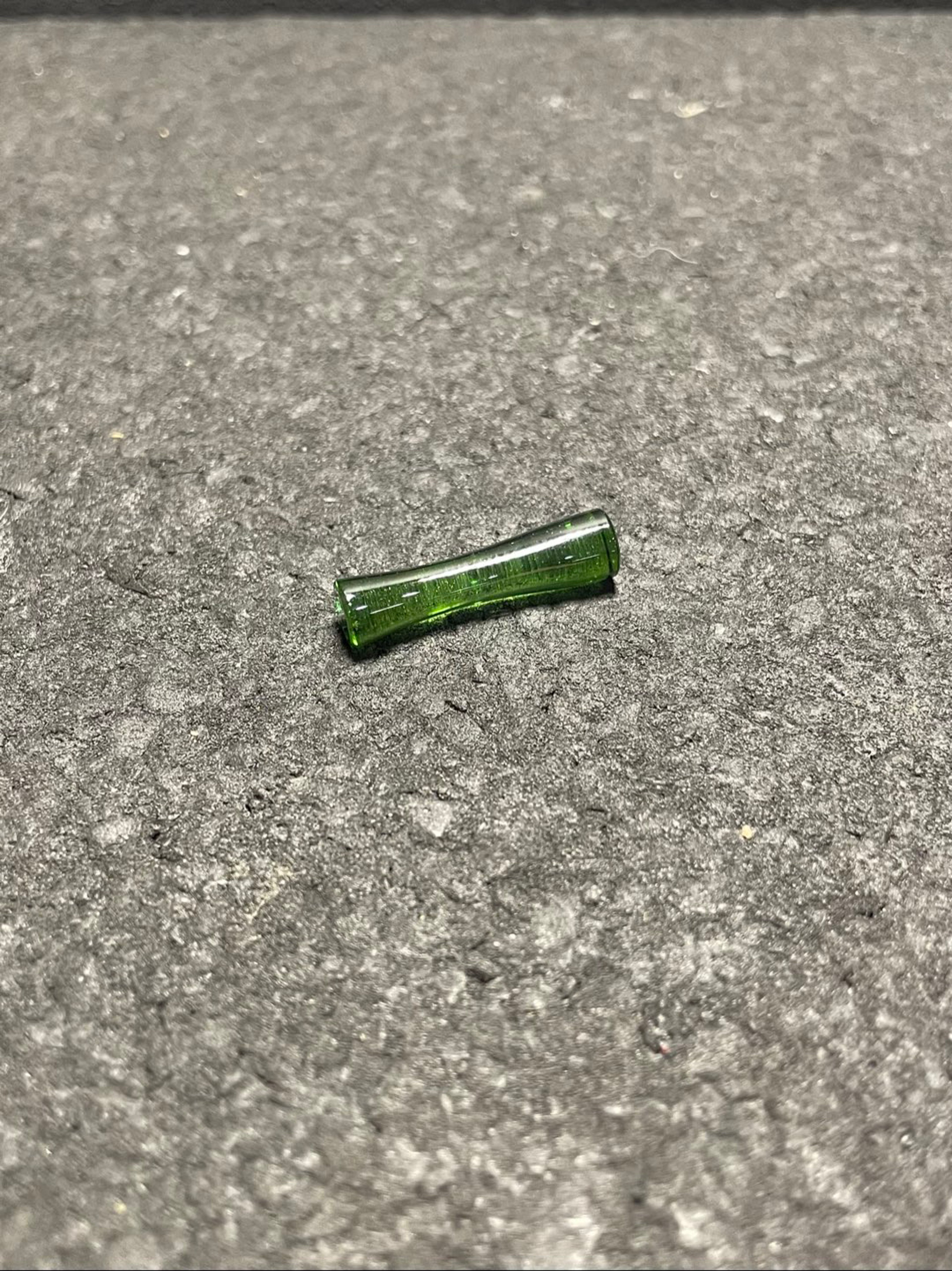 Preview pic of Hourglass Pillar Green