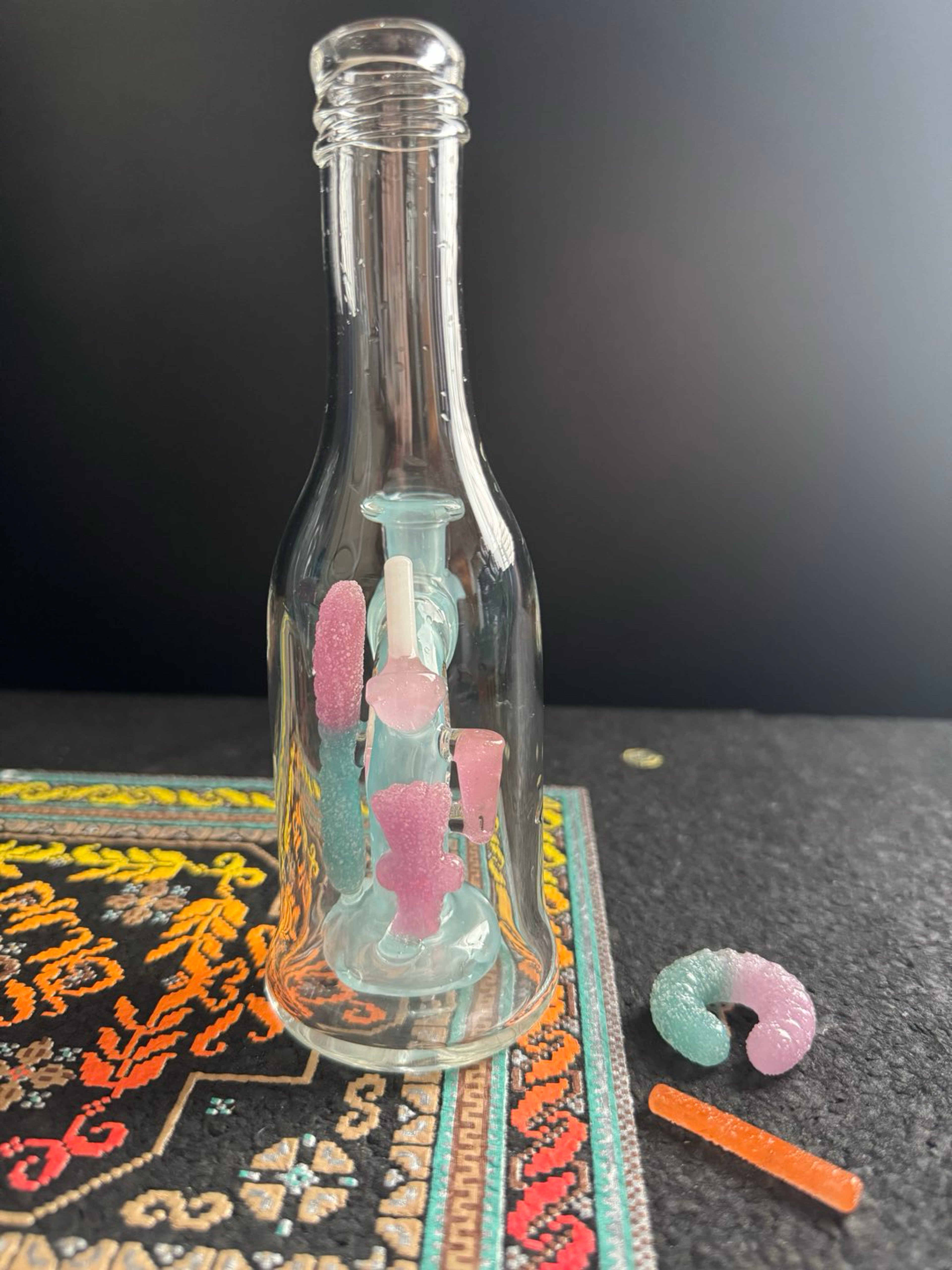 Preview pic of Emperial1 Sour bottle with gummy worm marble holder and sour pillar