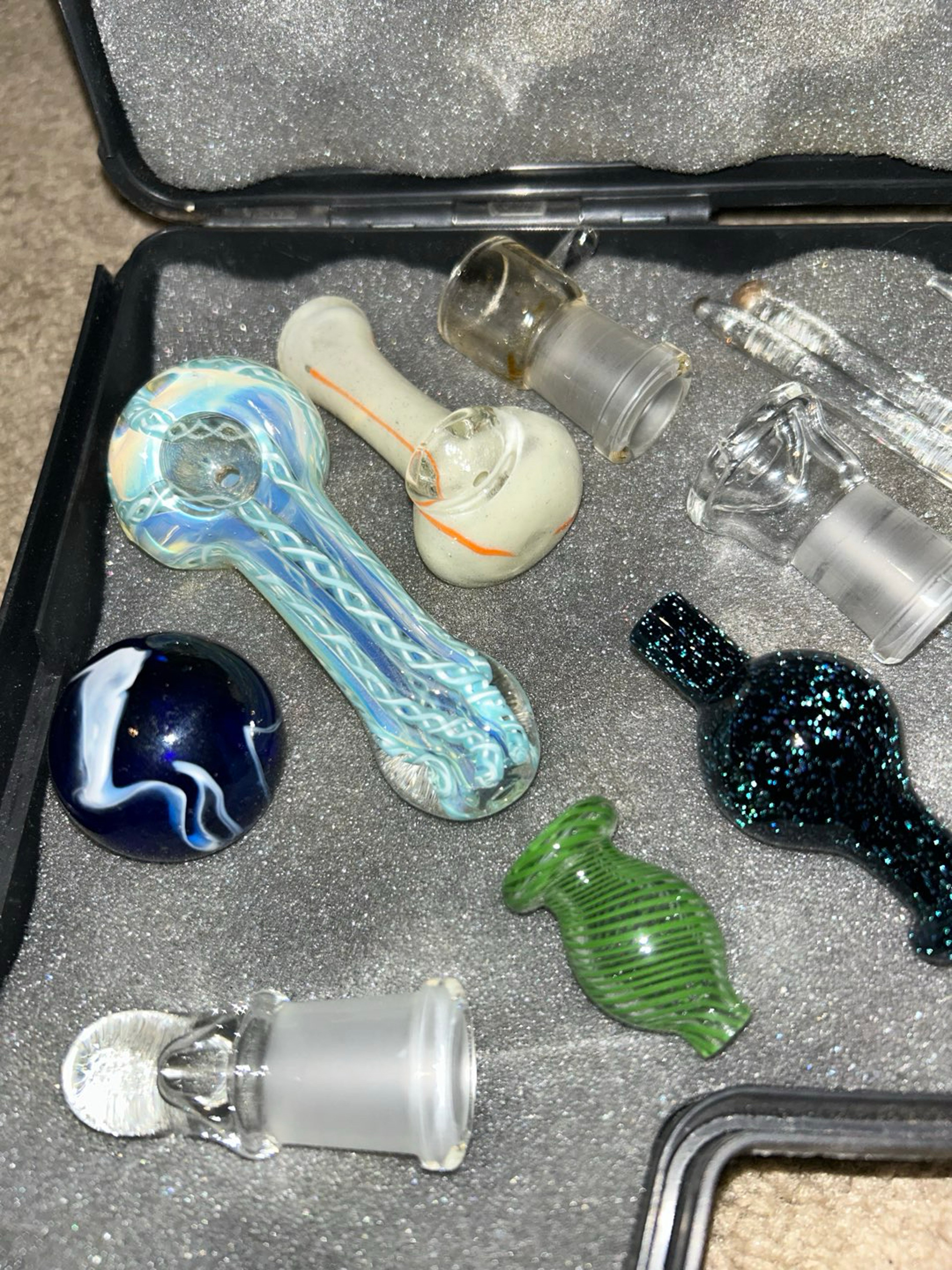 Preview pic of Miscellaneous Glass Attachments Pipe Carb Caps Hash Wands Spoons Poker $1 Ships