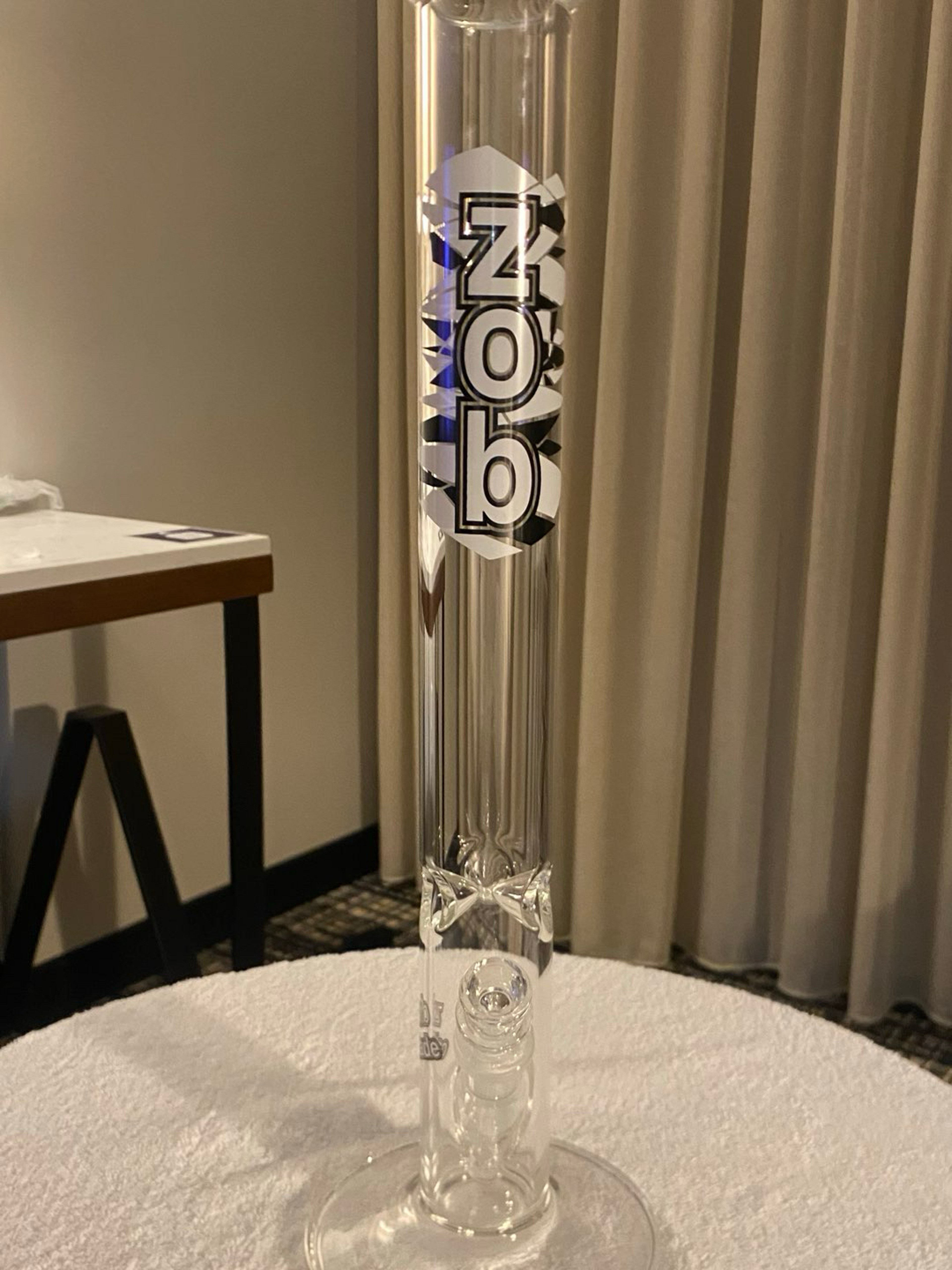Preview pic of 18” ZOB BLACK AND WHITE STRAIGHT TUBE.