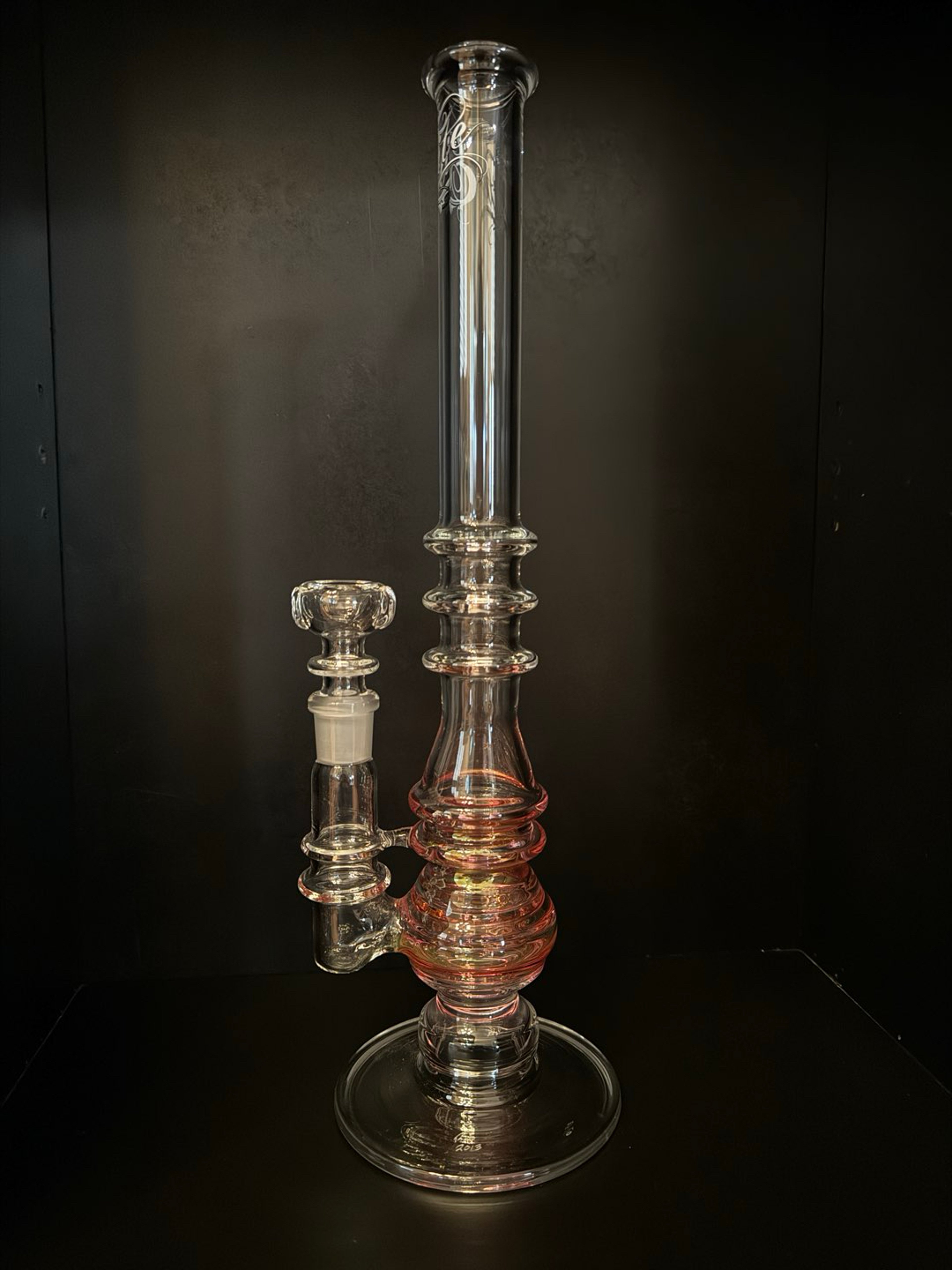Preview pic of Elite Glass 16" Gold Fumed Ruffle Straight Tube