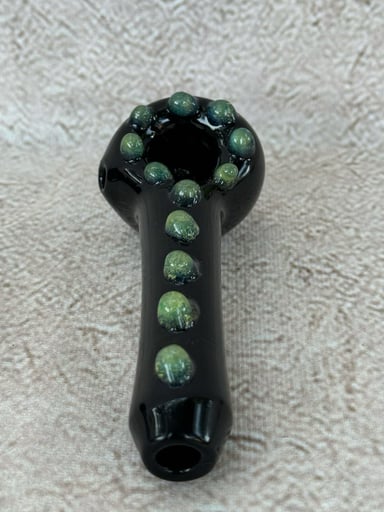 Preview pic of 5" Textured Black & Green "Reptilian" Spoon Pipe