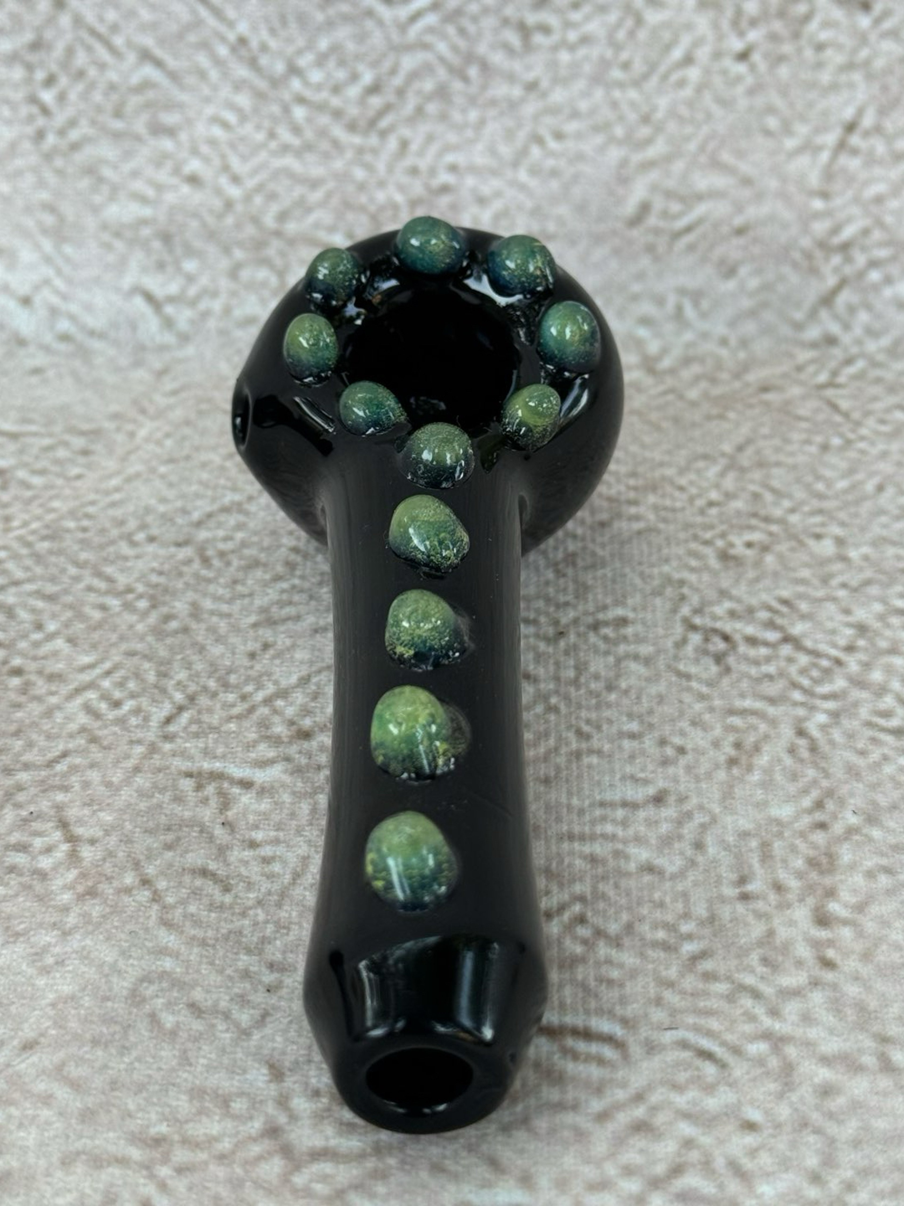 Preview pic of 5" Textured Black & Green "Reptilian" Spoon Pipe