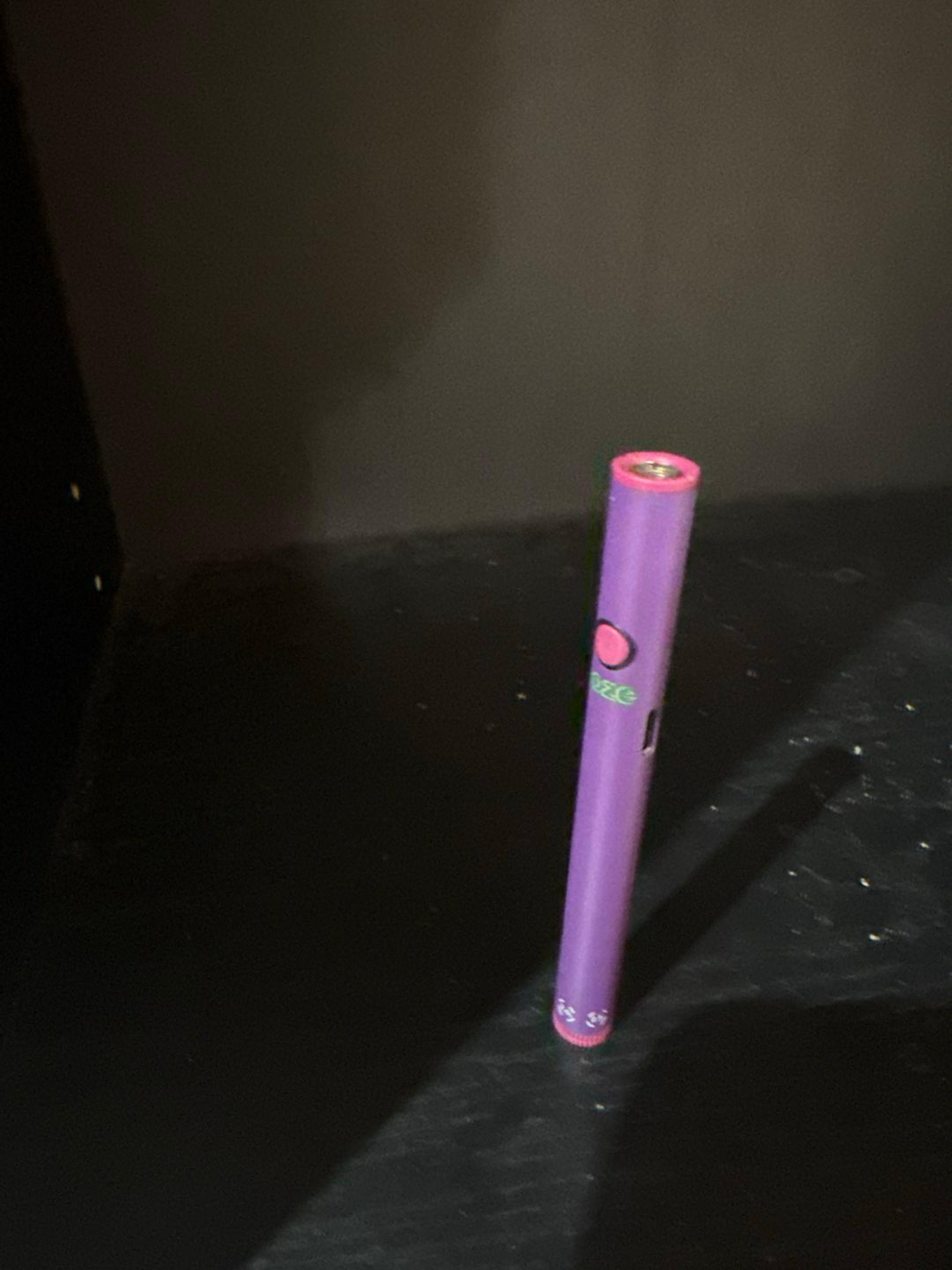 Preview pic of Ooze 510 thread battery