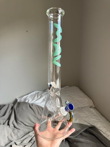 Preview pic of Mav glass 14mm beaker