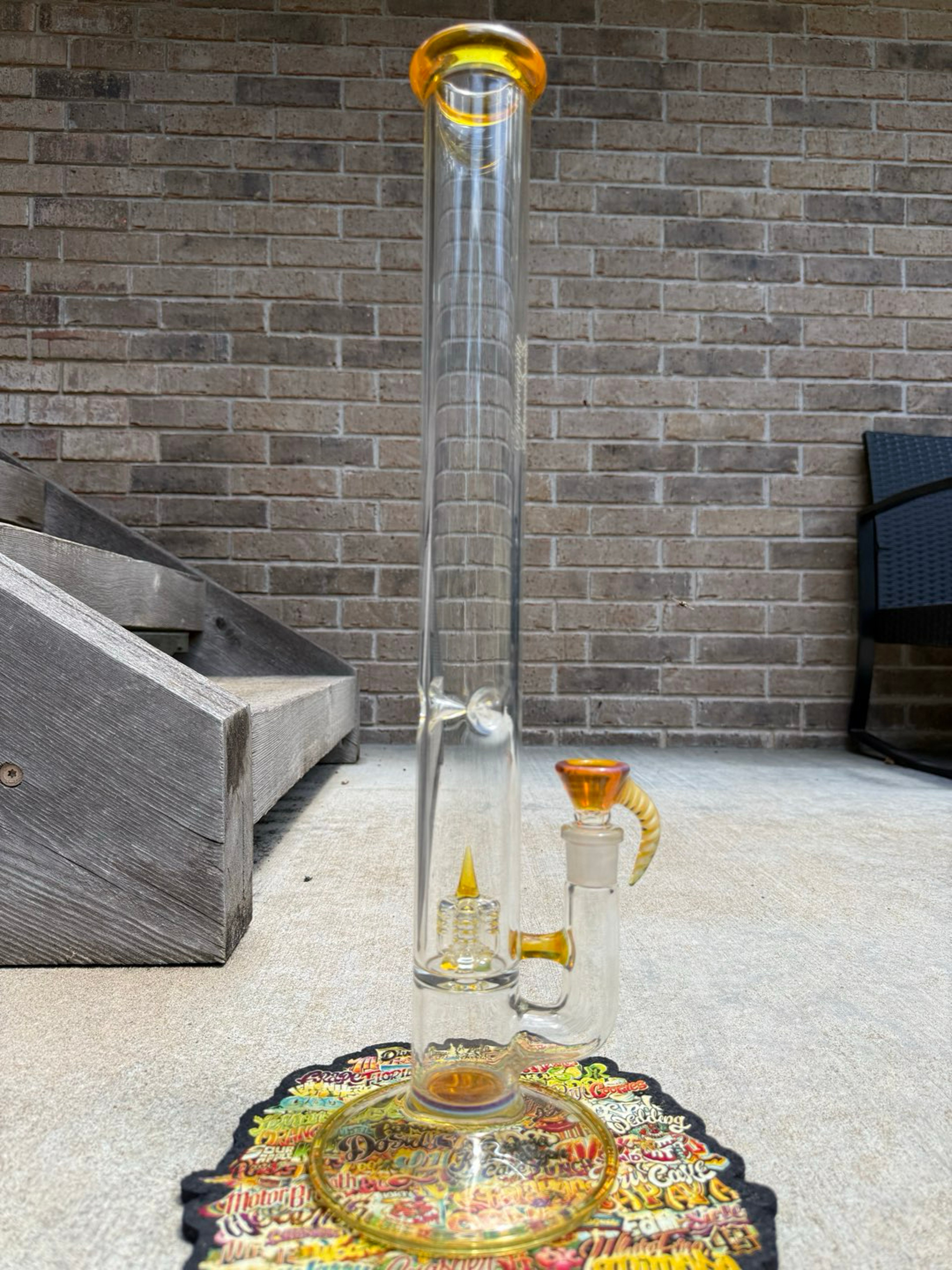 Preview pic of Sovereignty Glass 50x5 FULL ACCENT NS Yellow Inv4